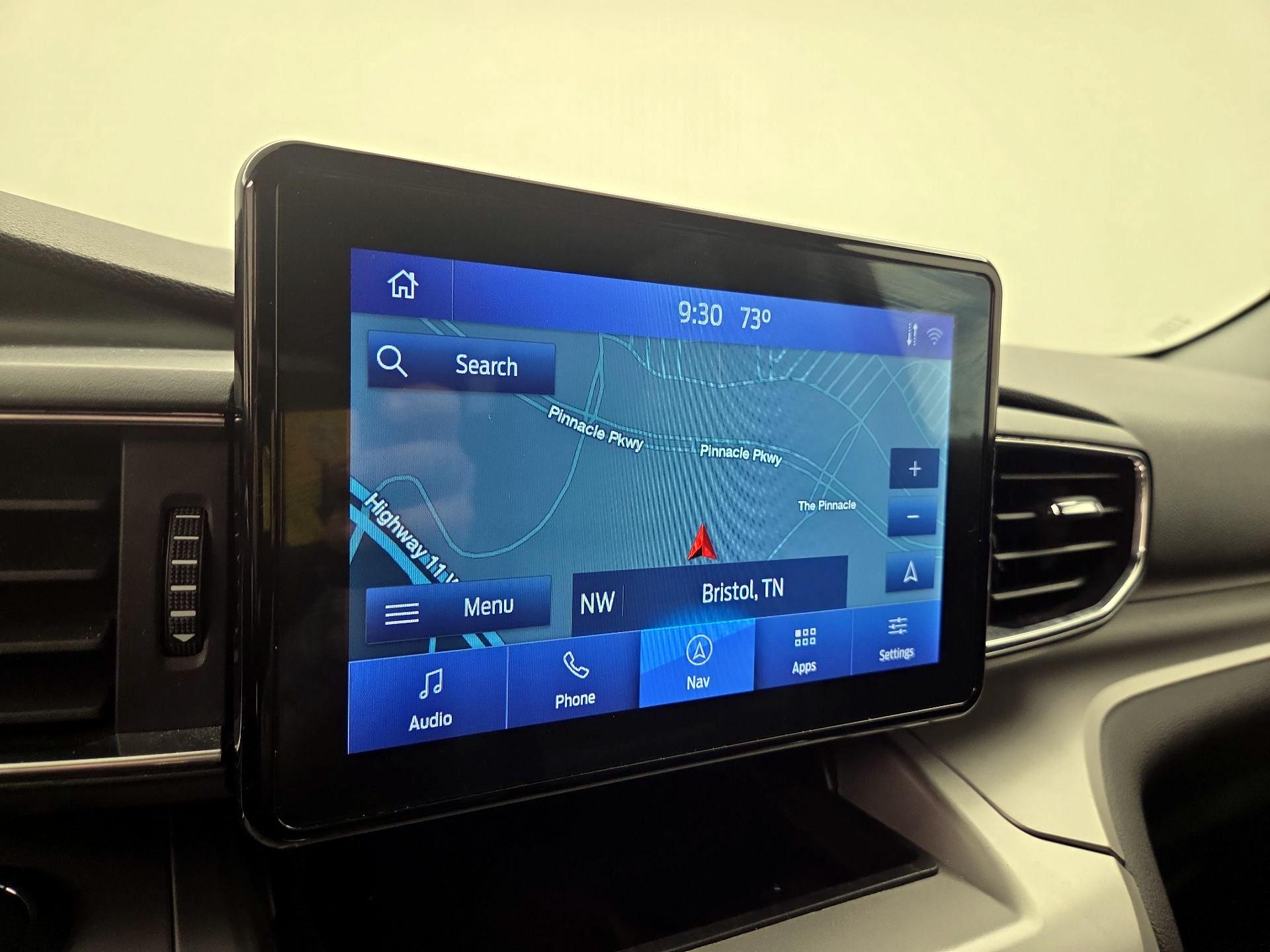 Thumbnail: 2022 Ford Explorer - 14