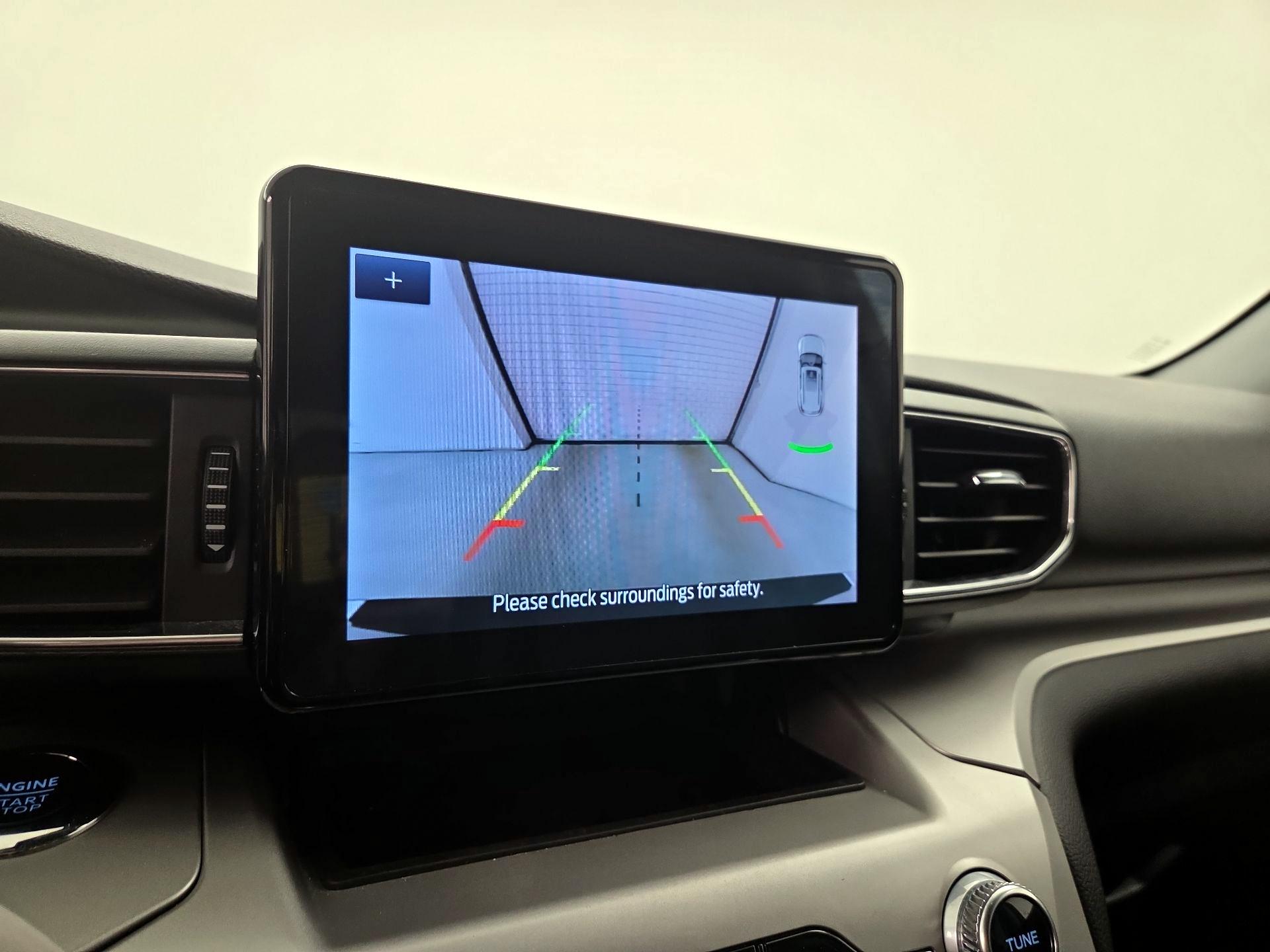 Thumbnail: 2022 Ford Explorer - 15