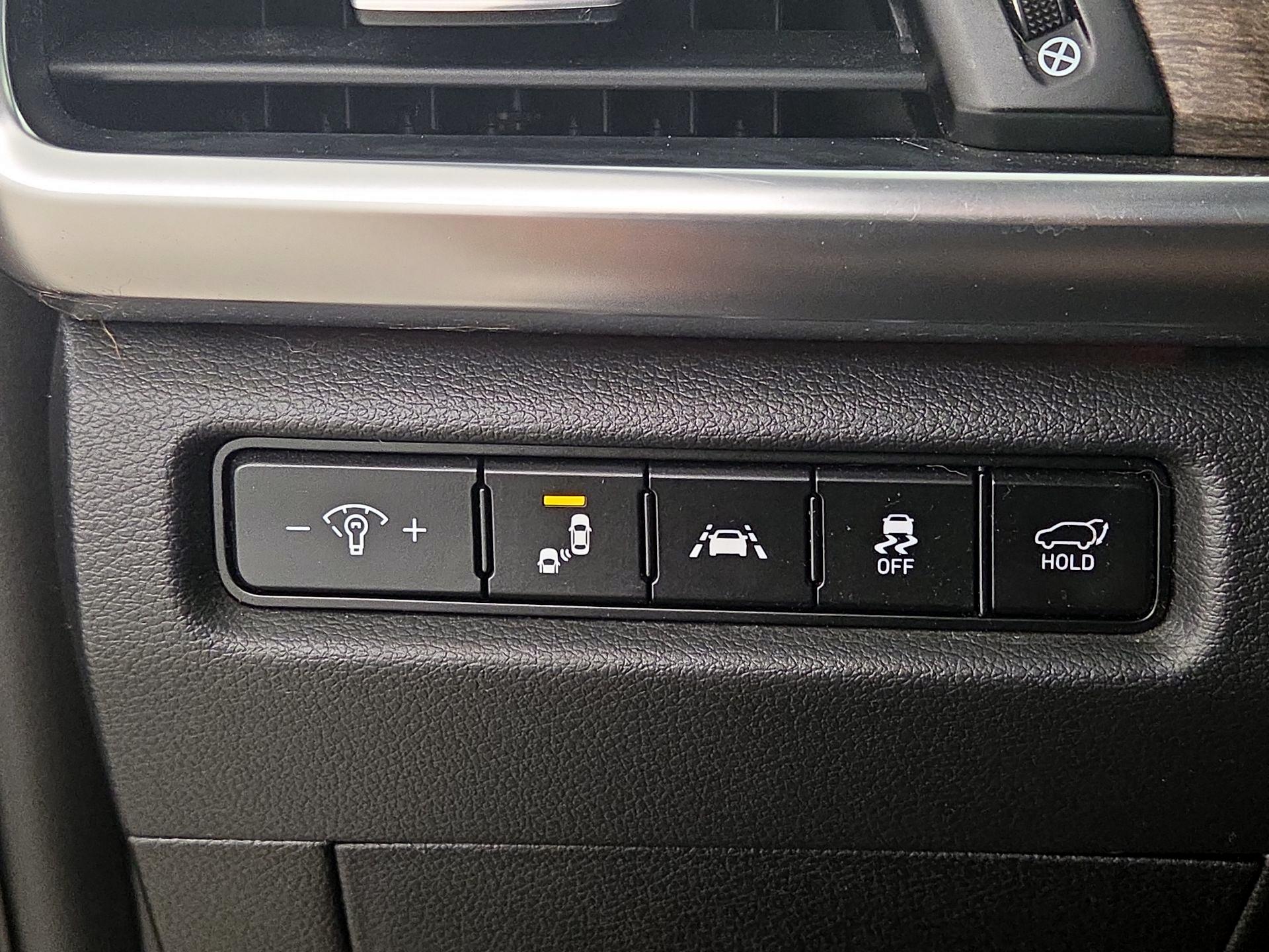 Thumbnail: 2020 Kia Telluride - 13