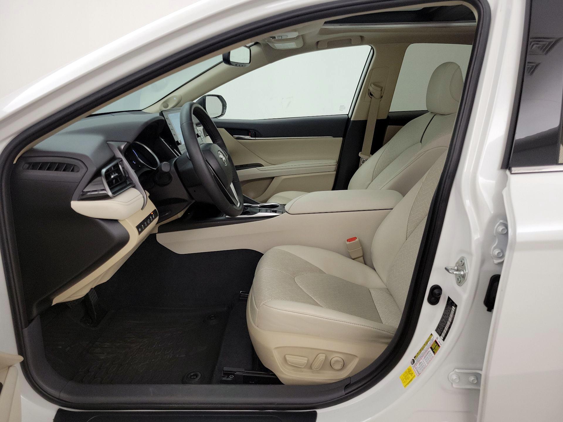 Thumbnail: 2023 Toyota Camry - 11