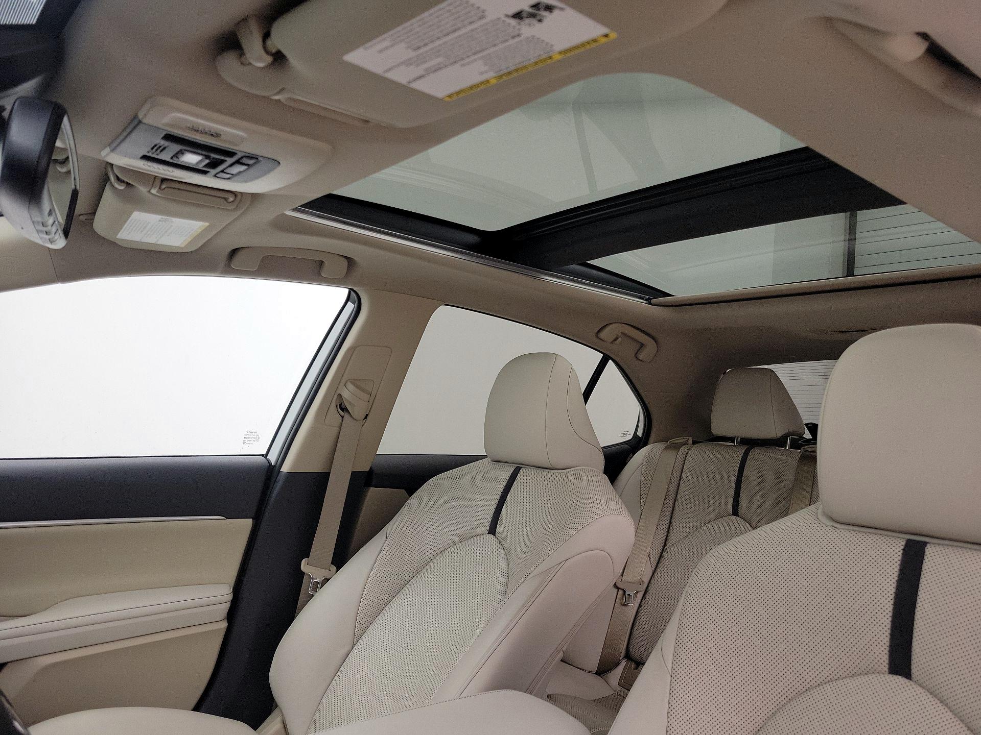 Thumbnail: 2023 Toyota Camry - 20