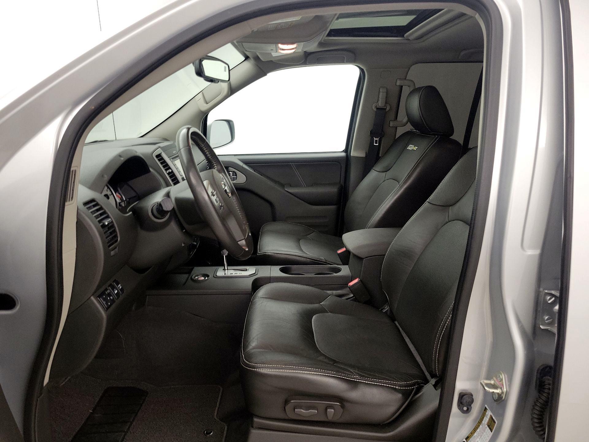 Thumbnail: 2020 Nissan Frontier - 11