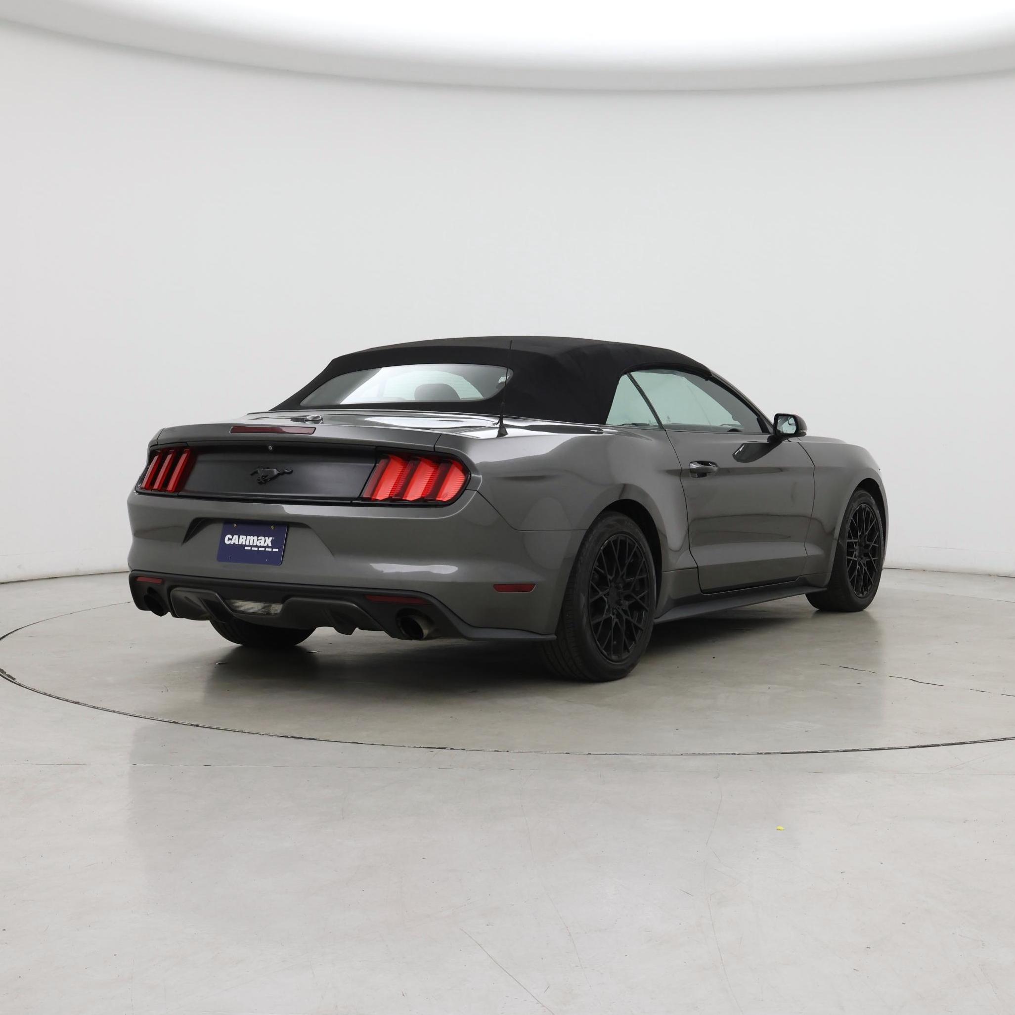 Thumbnail: 2015 Ford Mustang - 8