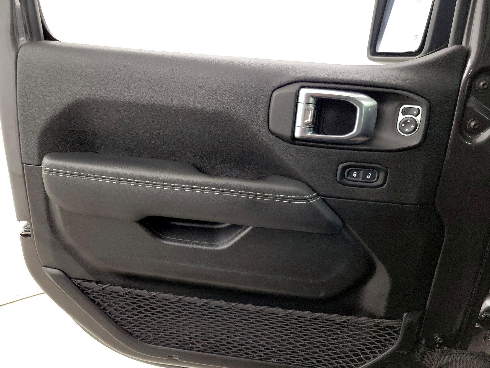 Thumbnail: 2022 Jeep Gladiator - 12