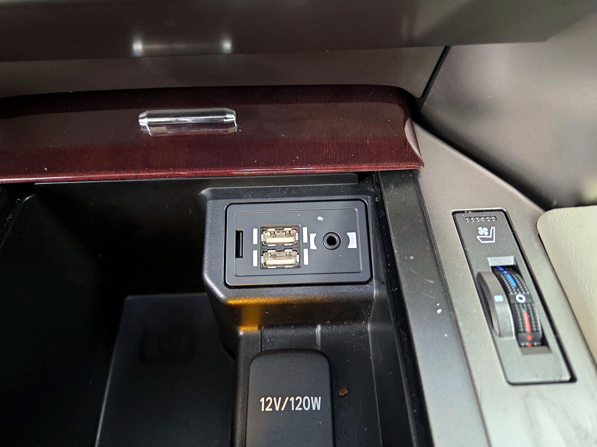 Thumbnail: 2015 Lexus GX - 19