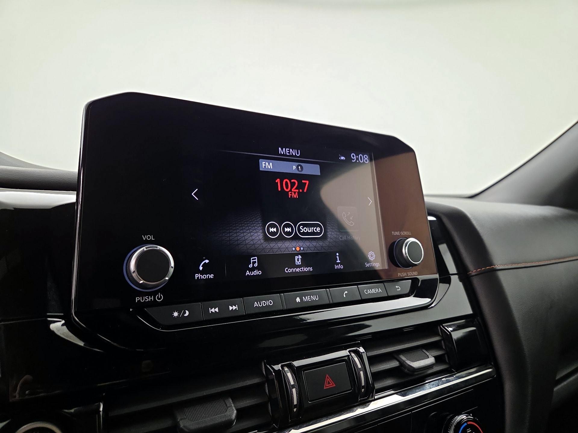 Thumbnail: 2023 Nissan Pathfinder - 15