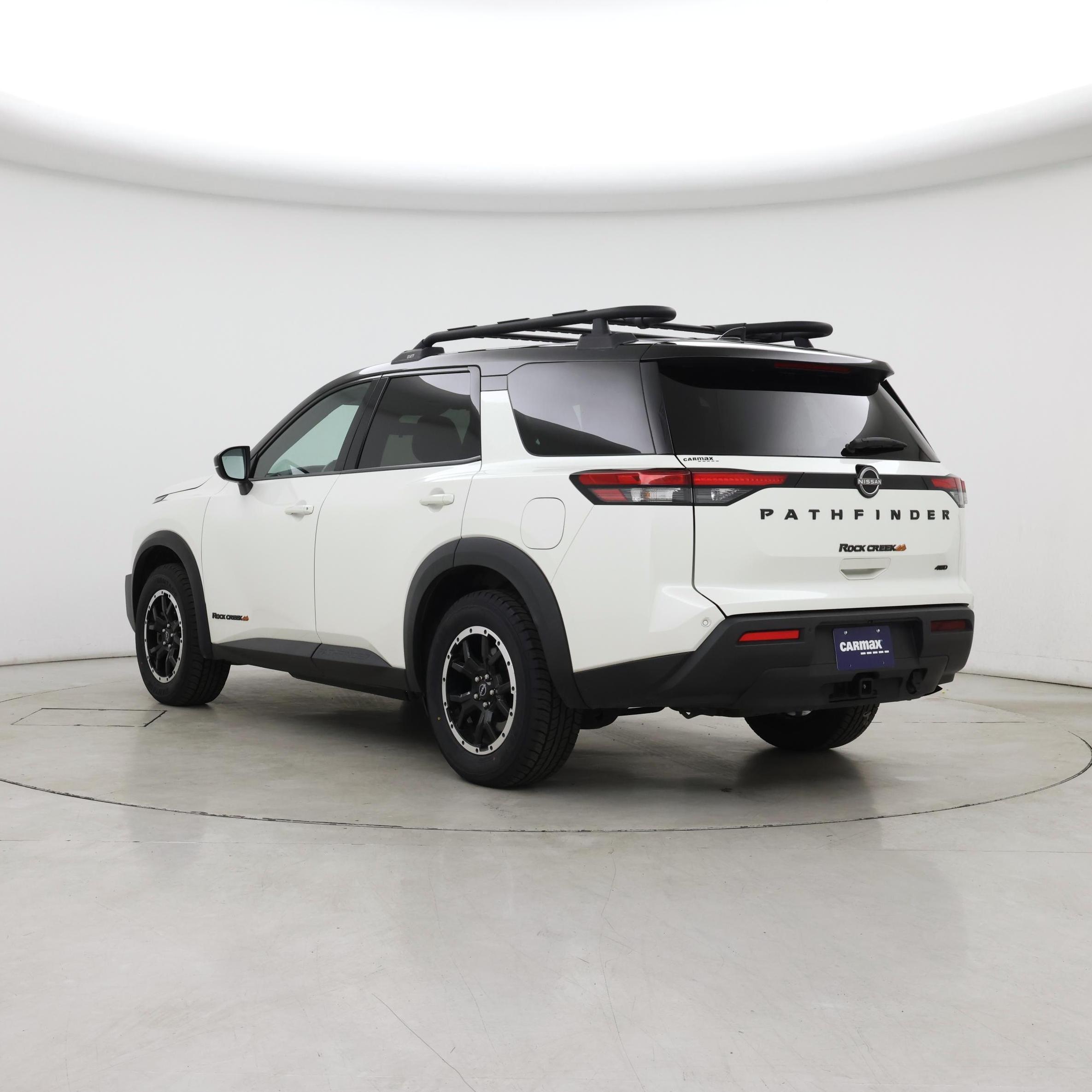 Thumbnail: 2023 Nissan Pathfinder - 2