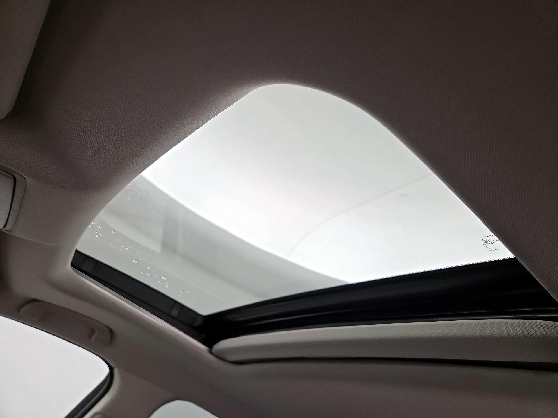 Thumbnail: 2020 Acura MDX - 20