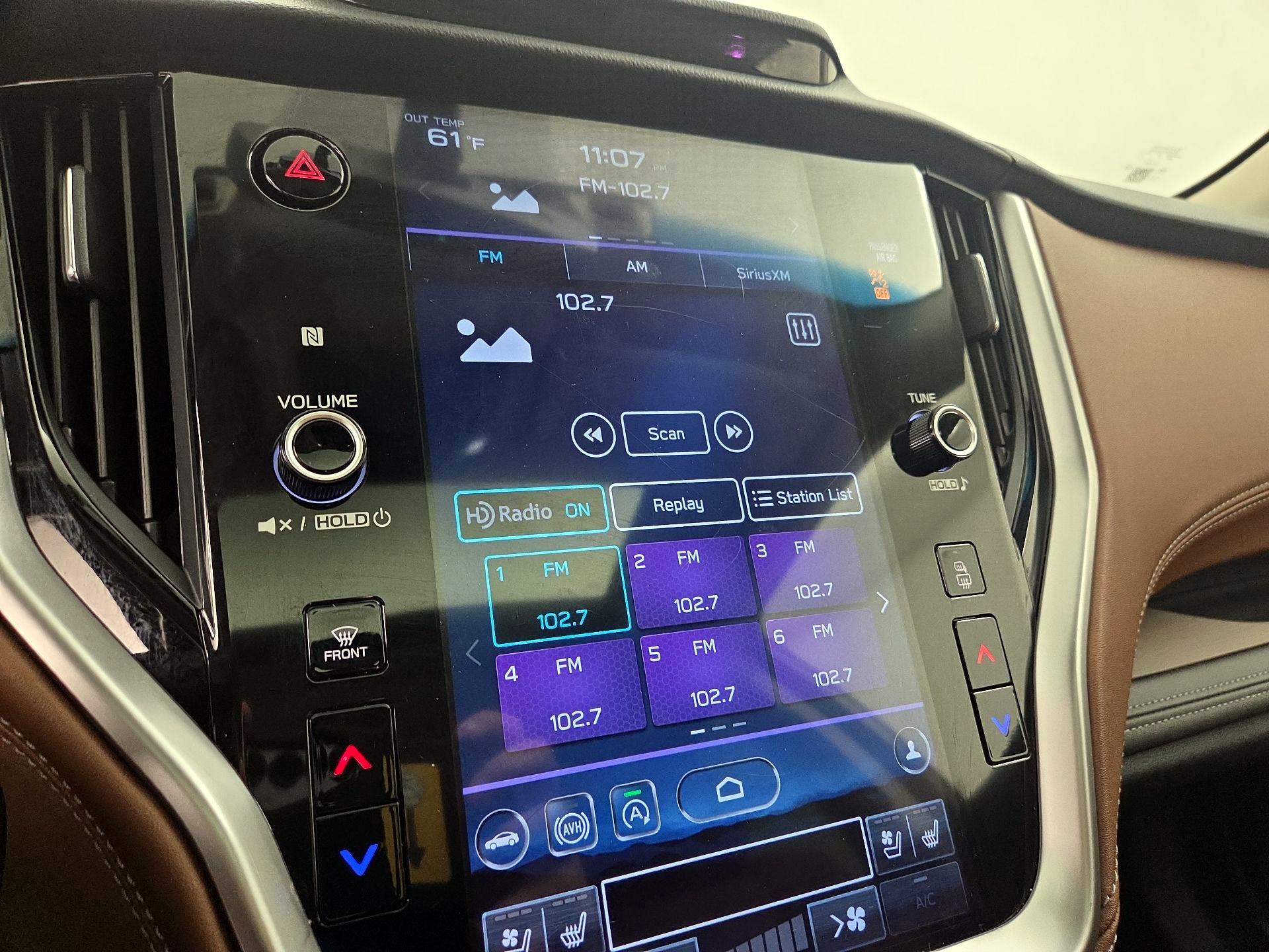 Thumbnail: 2022 Subaru Outback - 16