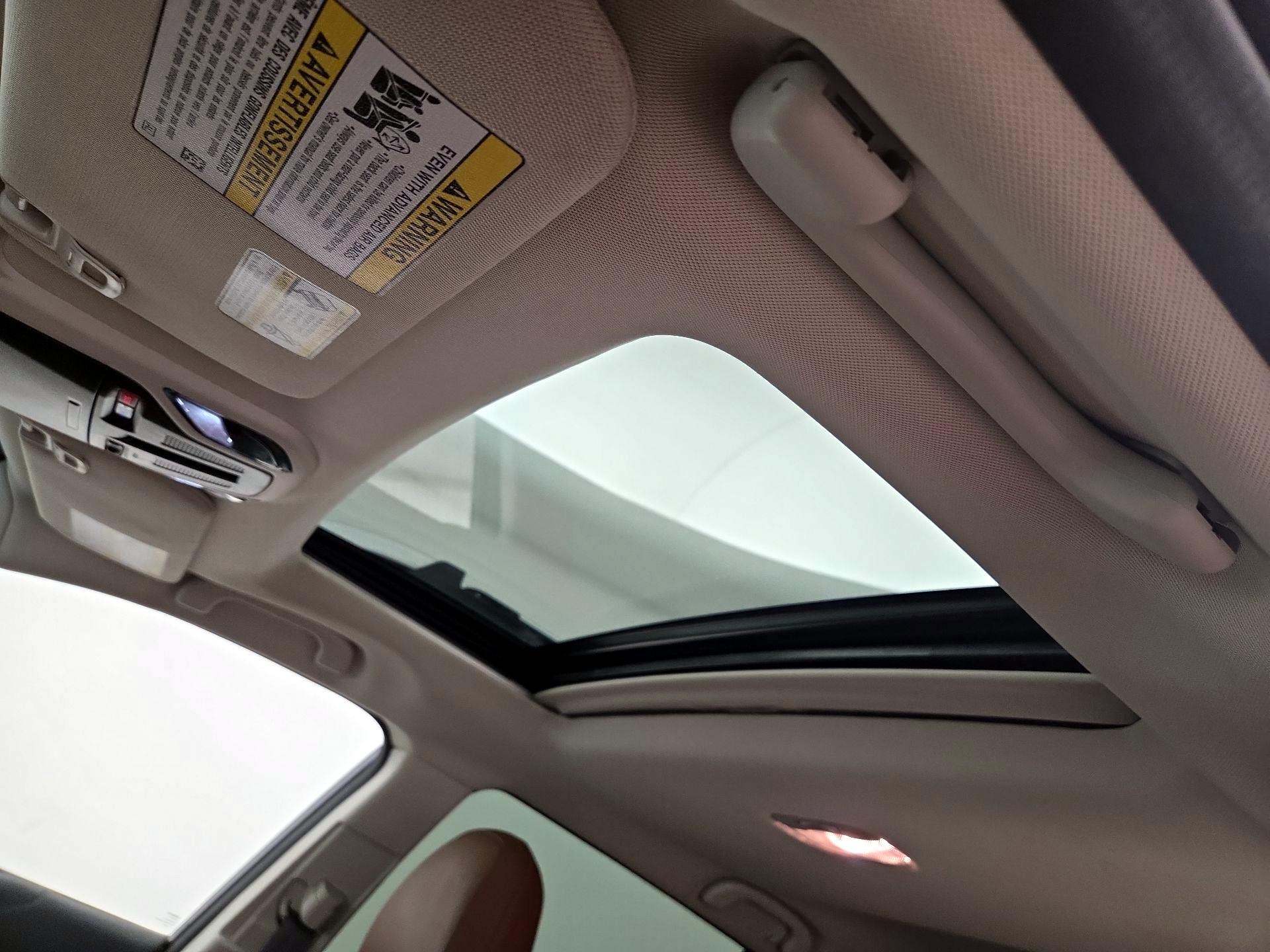 Thumbnail: 2022 Subaru Outback - 20