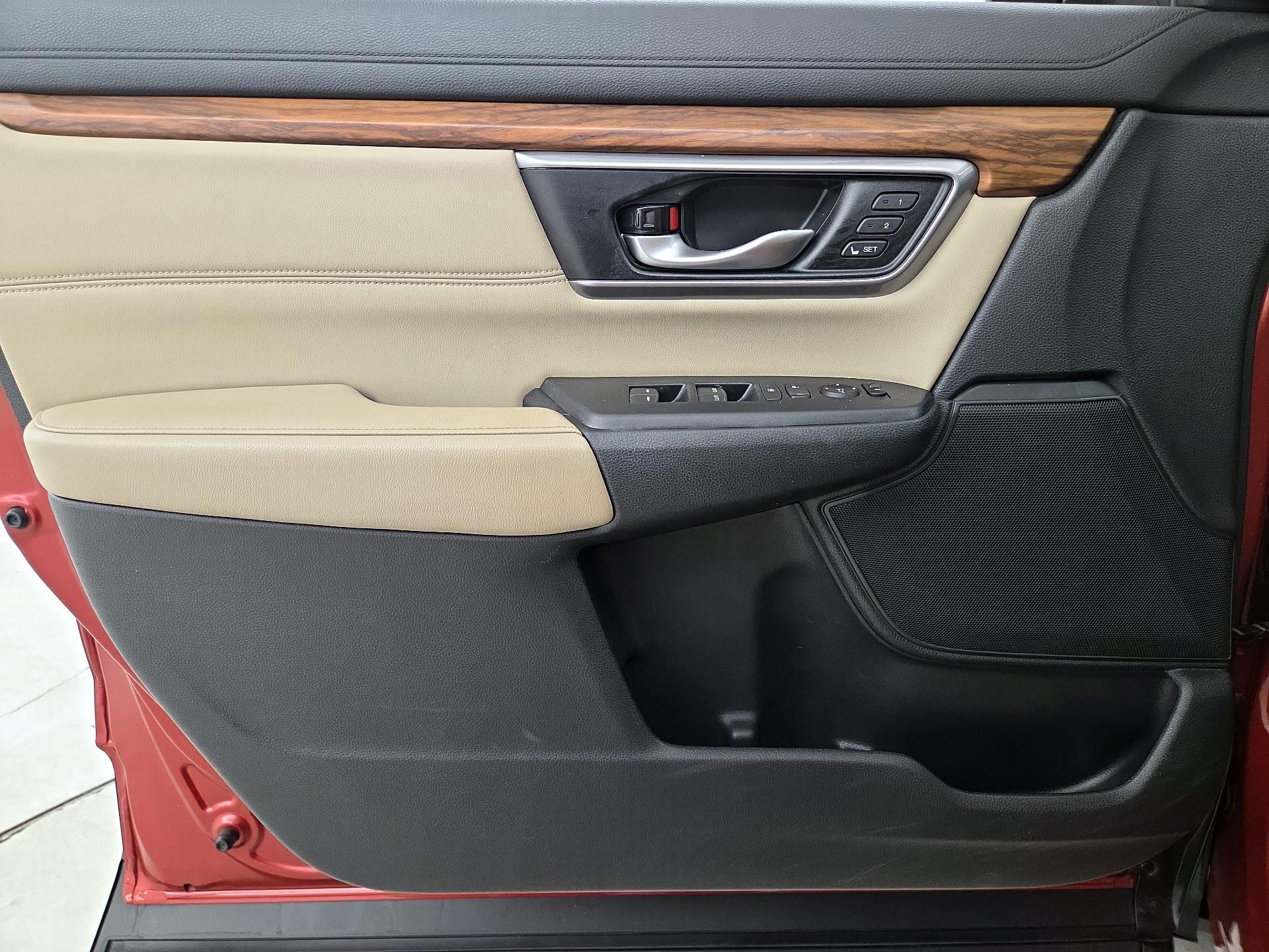 Thumbnail: 2018 Honda CR-V - 12