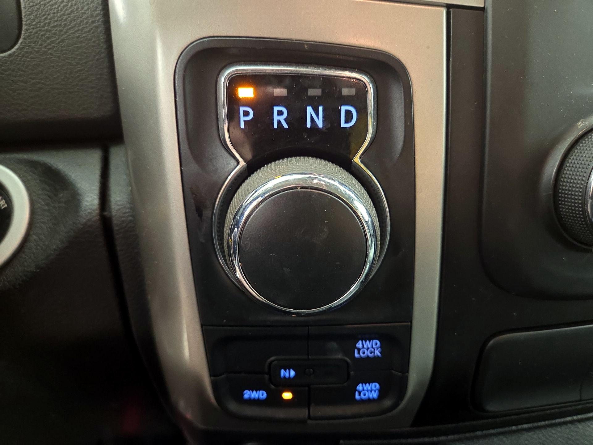 Thumbnail: 2019 RAM 1500 Classic - 17