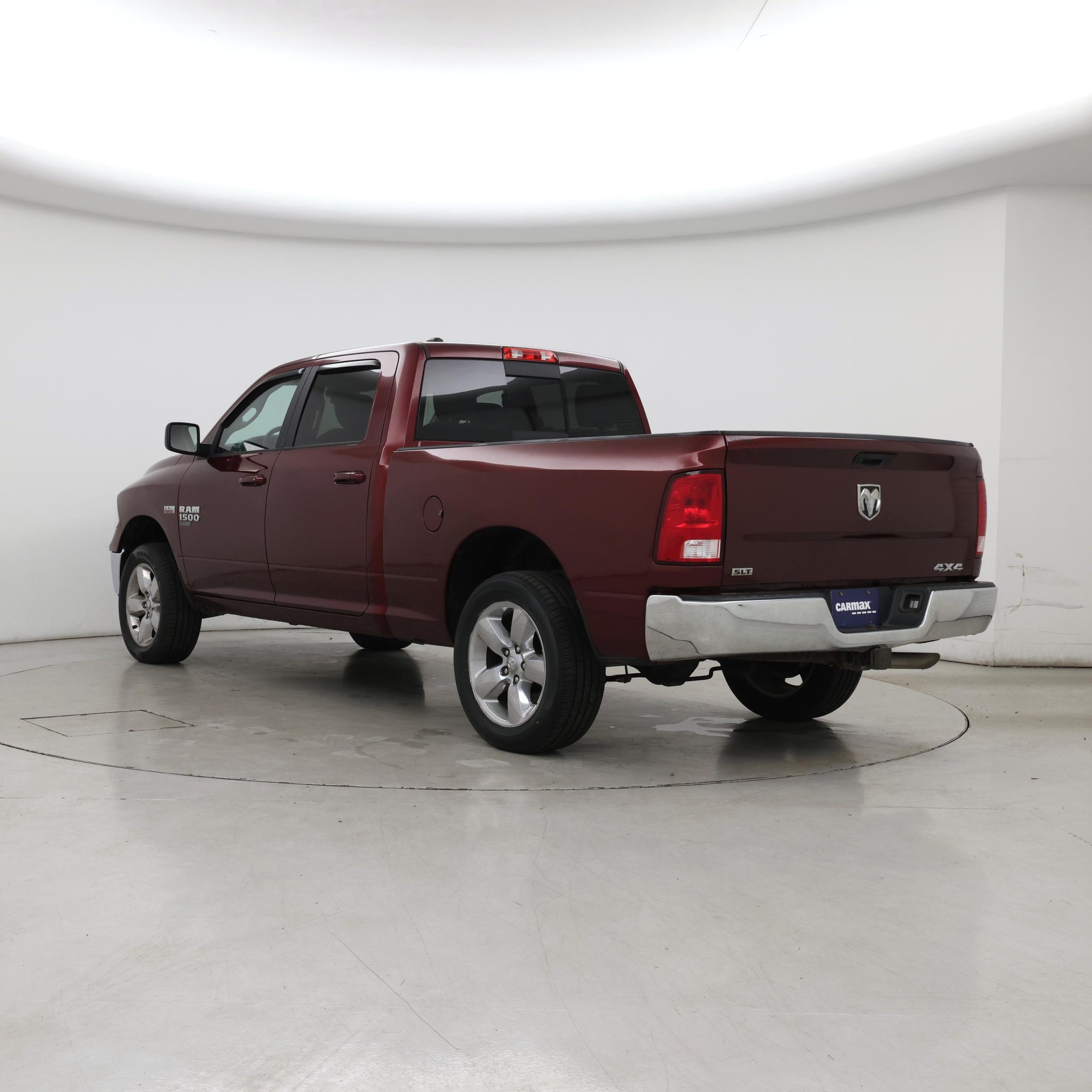 Thumbnail: 2019 RAM 1500 Classic - 2