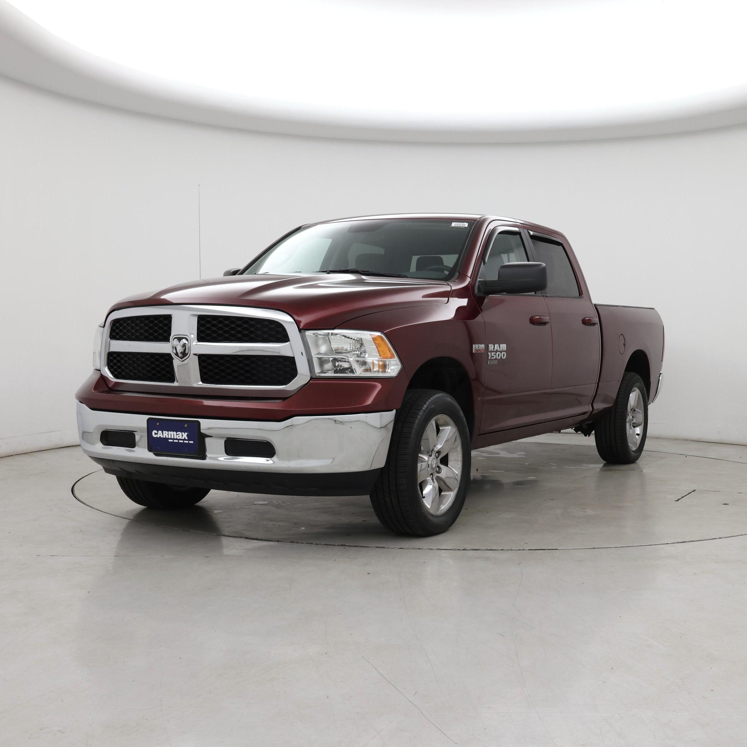 Thumbnail: 2019 RAM 1500 Classic - 4