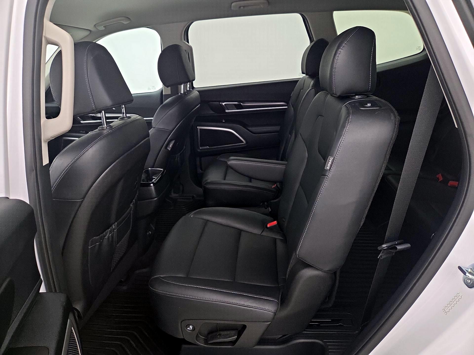 Thumbnail: 2023 Kia Telluride - 20