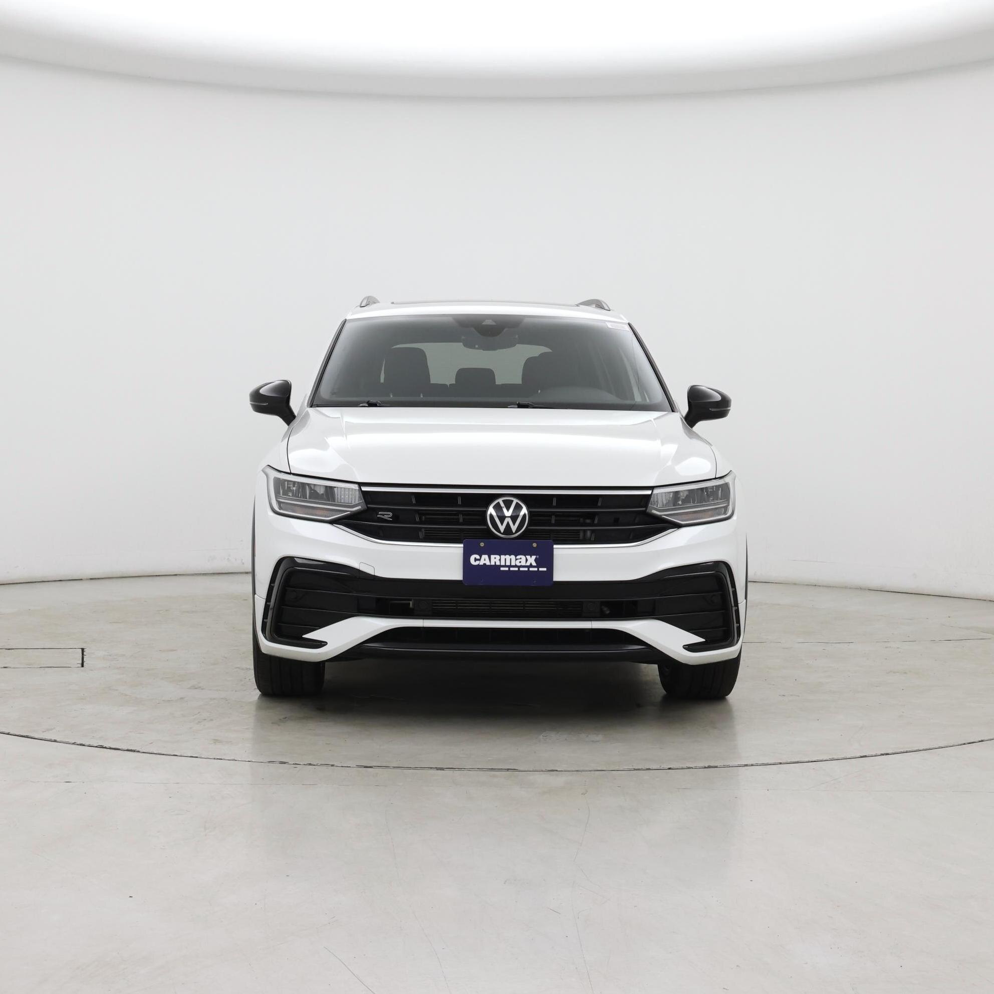 Thumbnail: 2023 Volkswagen Tiguan - 5