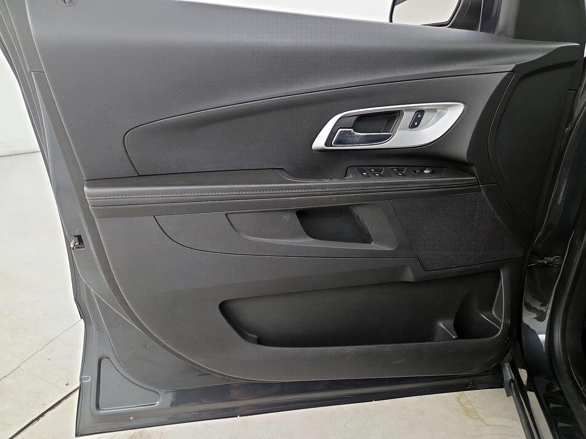 Thumbnail: 2014 Chevrolet Equinox - 12