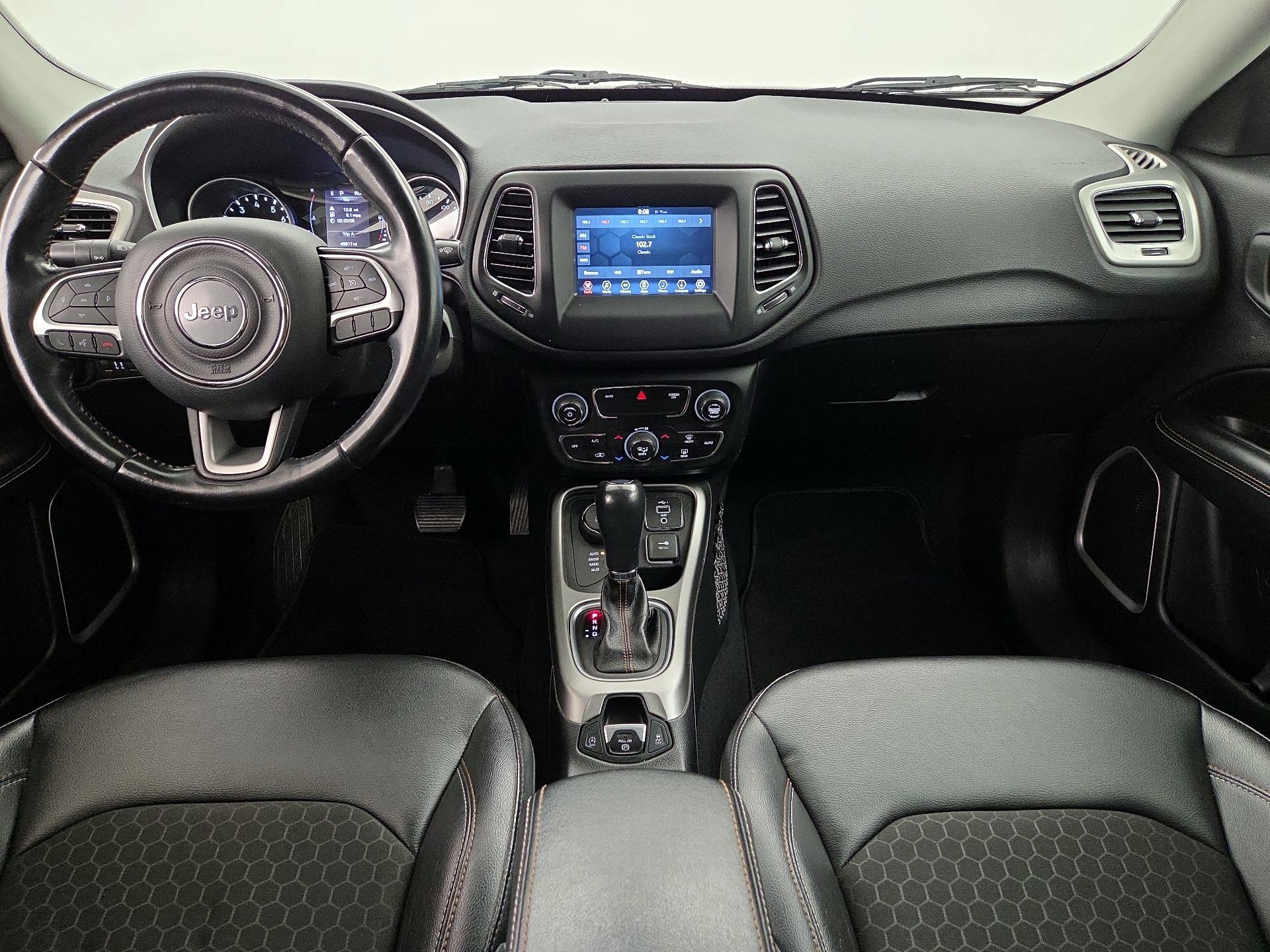 Thumbnail: 2020 Jeep Compass - 9