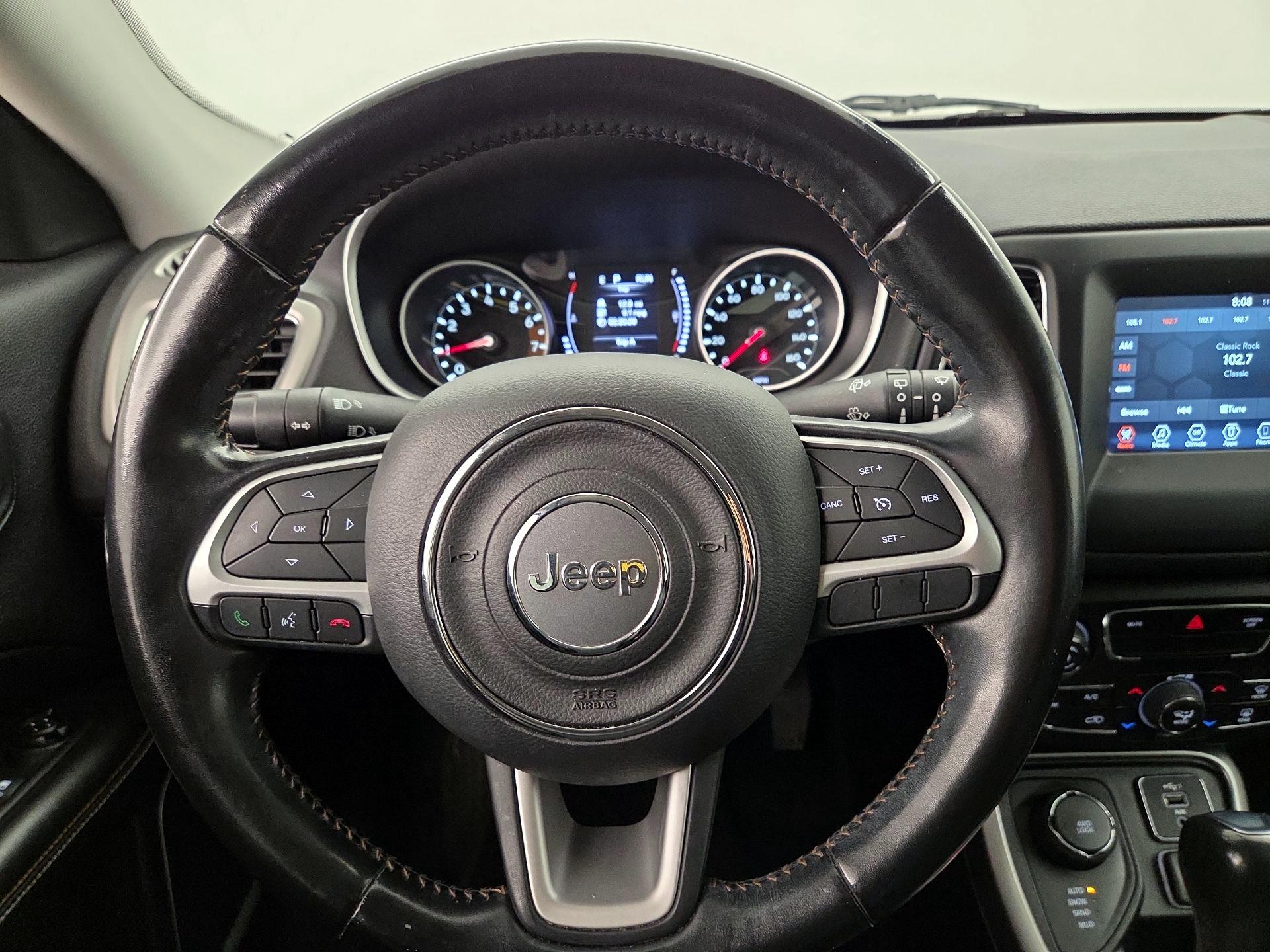 Thumbnail: 2020 Jeep Compass - 10