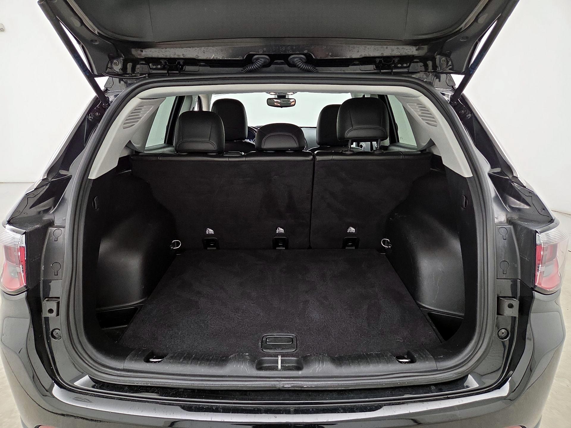 Thumbnail: 2020 Jeep Compass - 20