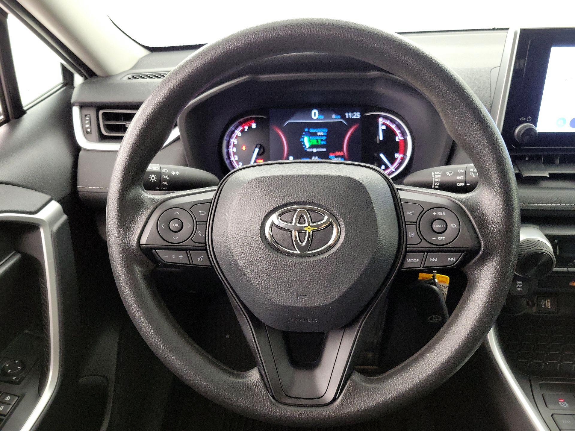 Thumbnail: 2024 Toyota RAV4 - 10