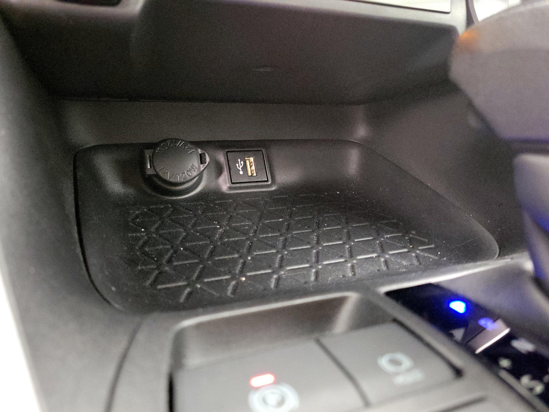 Thumbnail: 2024 Toyota RAV4 - 18