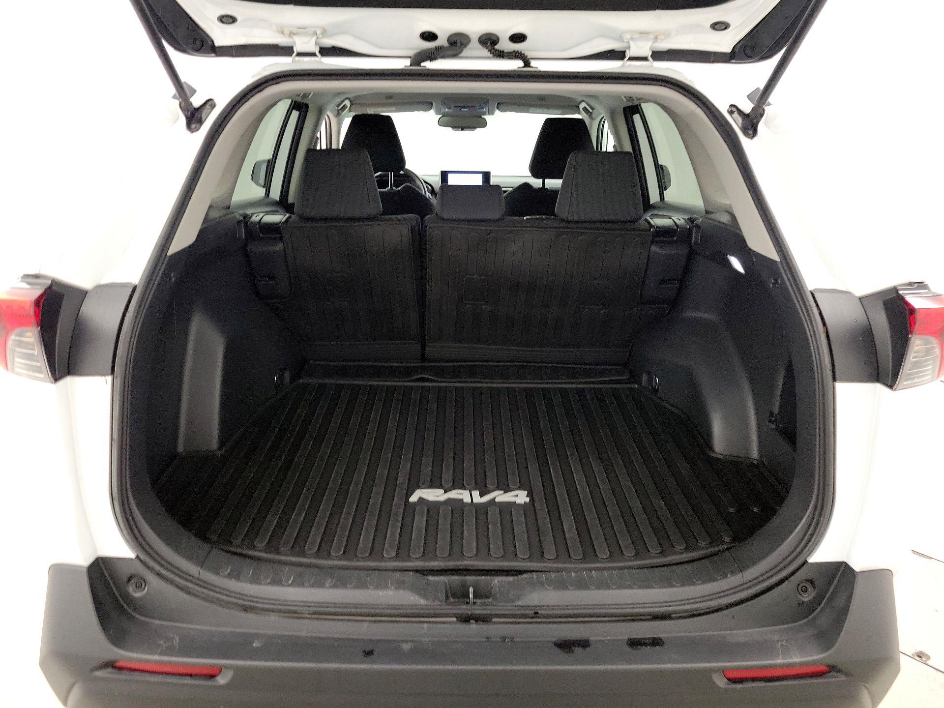 Thumbnail: 2024 Toyota RAV4 - 20