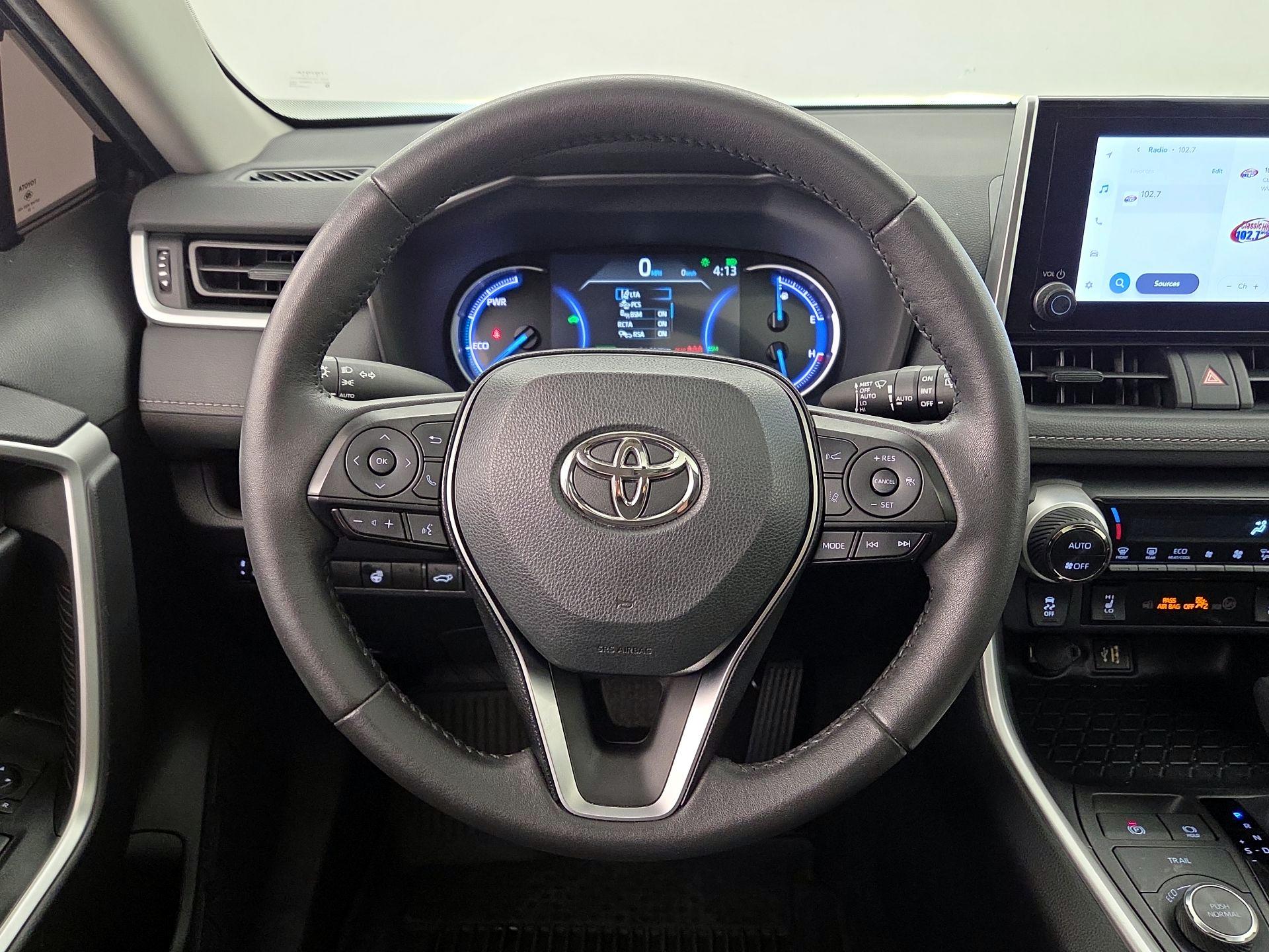 Thumbnail: 2024 Toyota RAV4 - 10