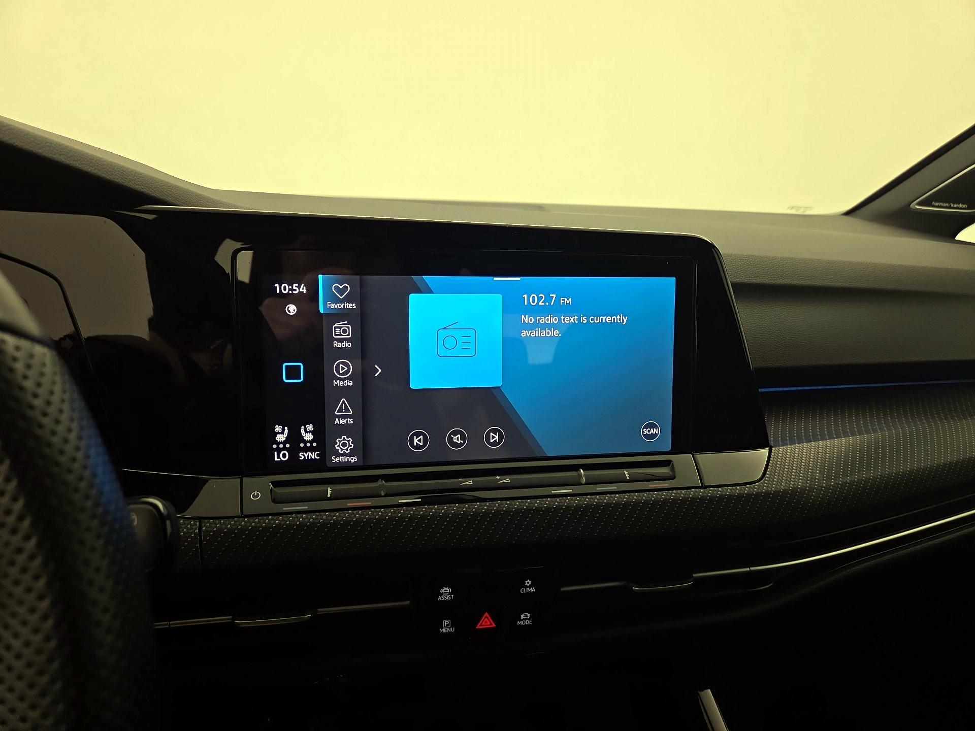 Thumbnail: 2024 Volkswagen Golf - 16