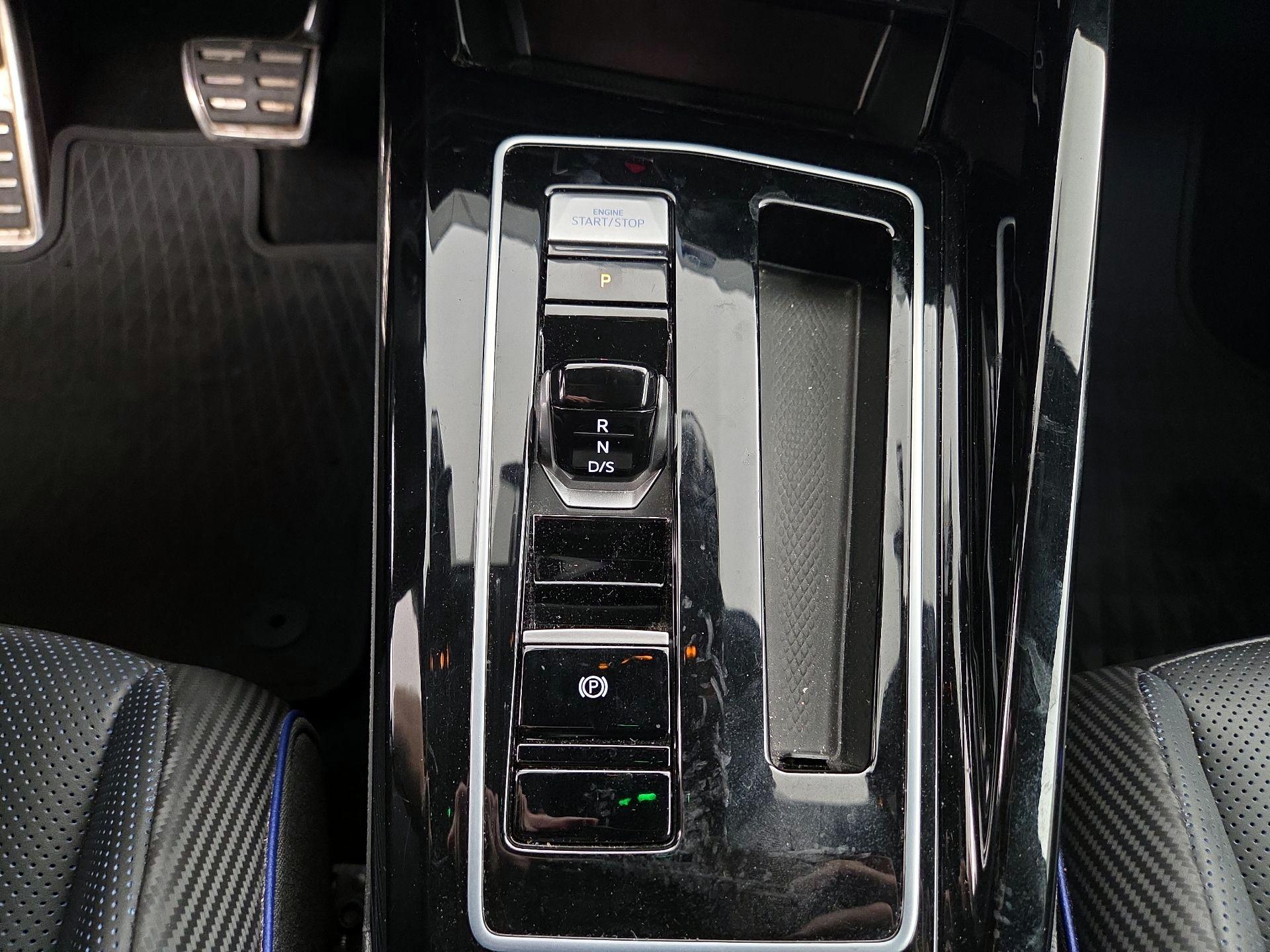 Thumbnail: 2024 Volkswagen Golf - 18