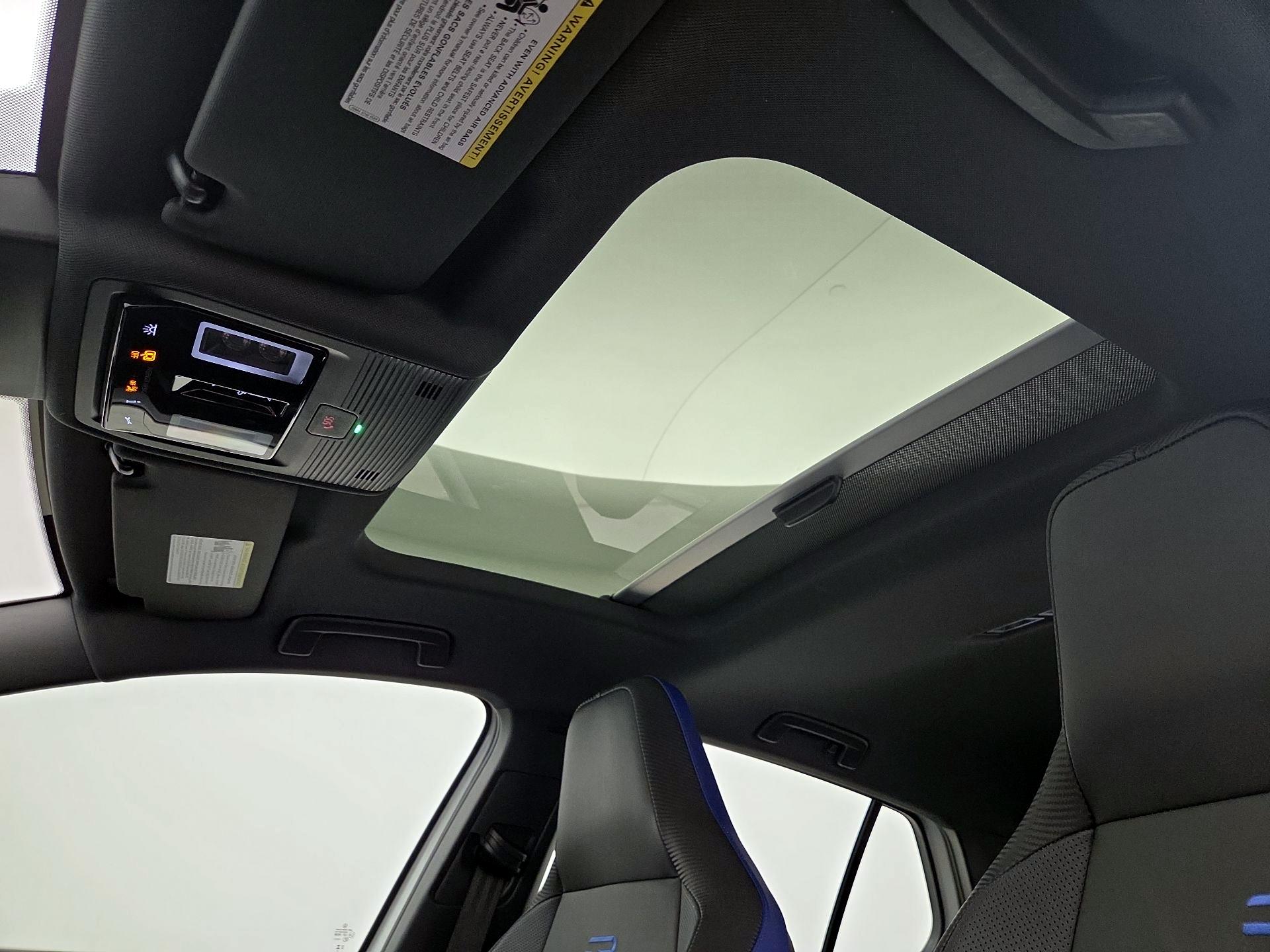 Thumbnail: 2024 Volkswagen Golf - 20