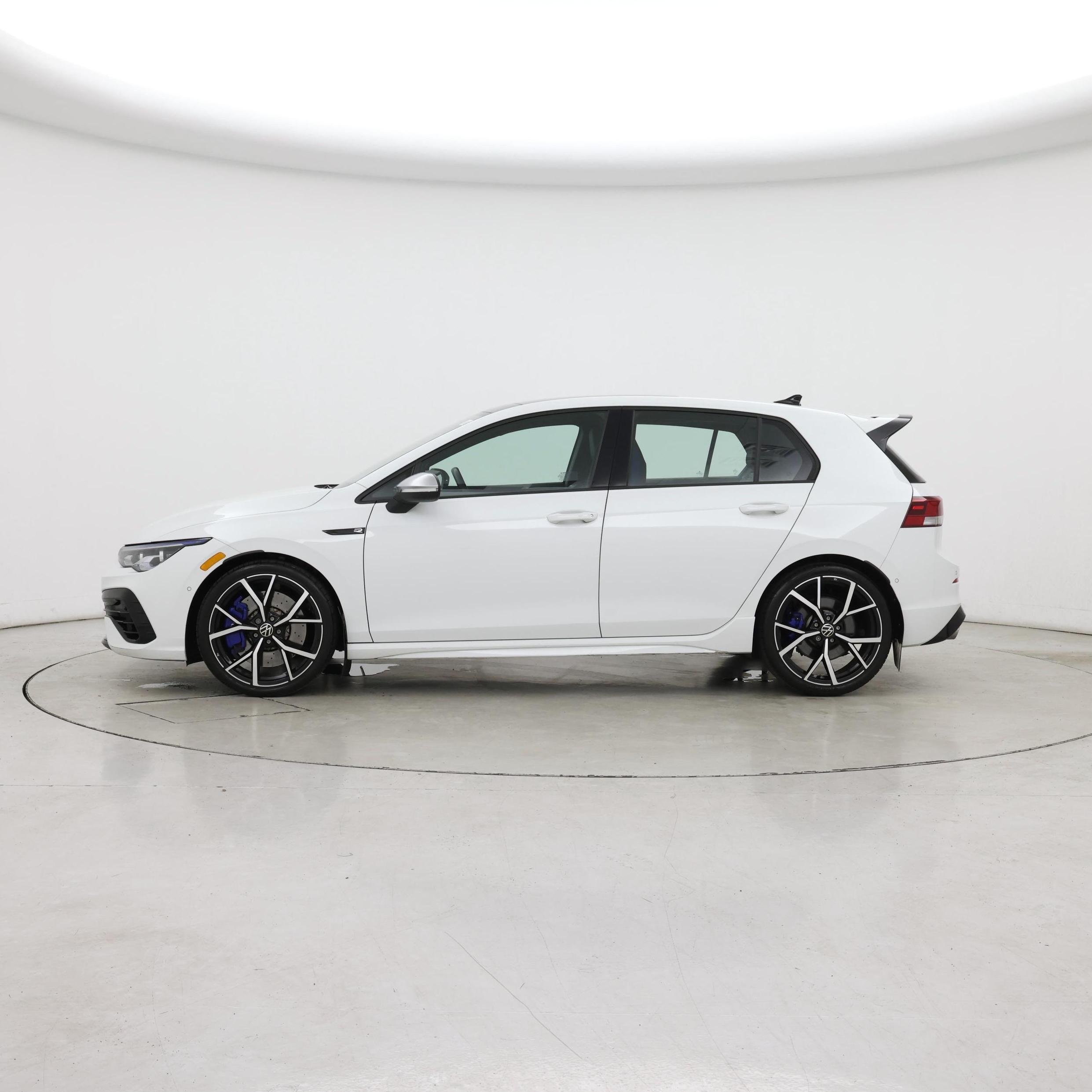 Thumbnail: 2024 Volkswagen Golf - 3