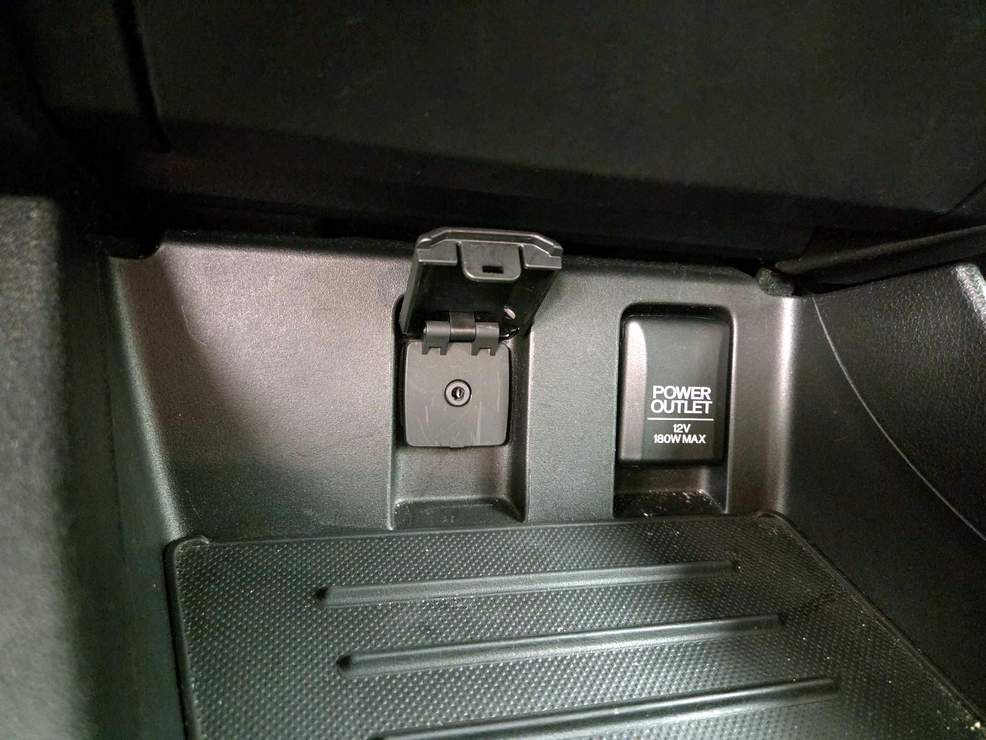 Thumbnail: 2014 Honda Civic - 18