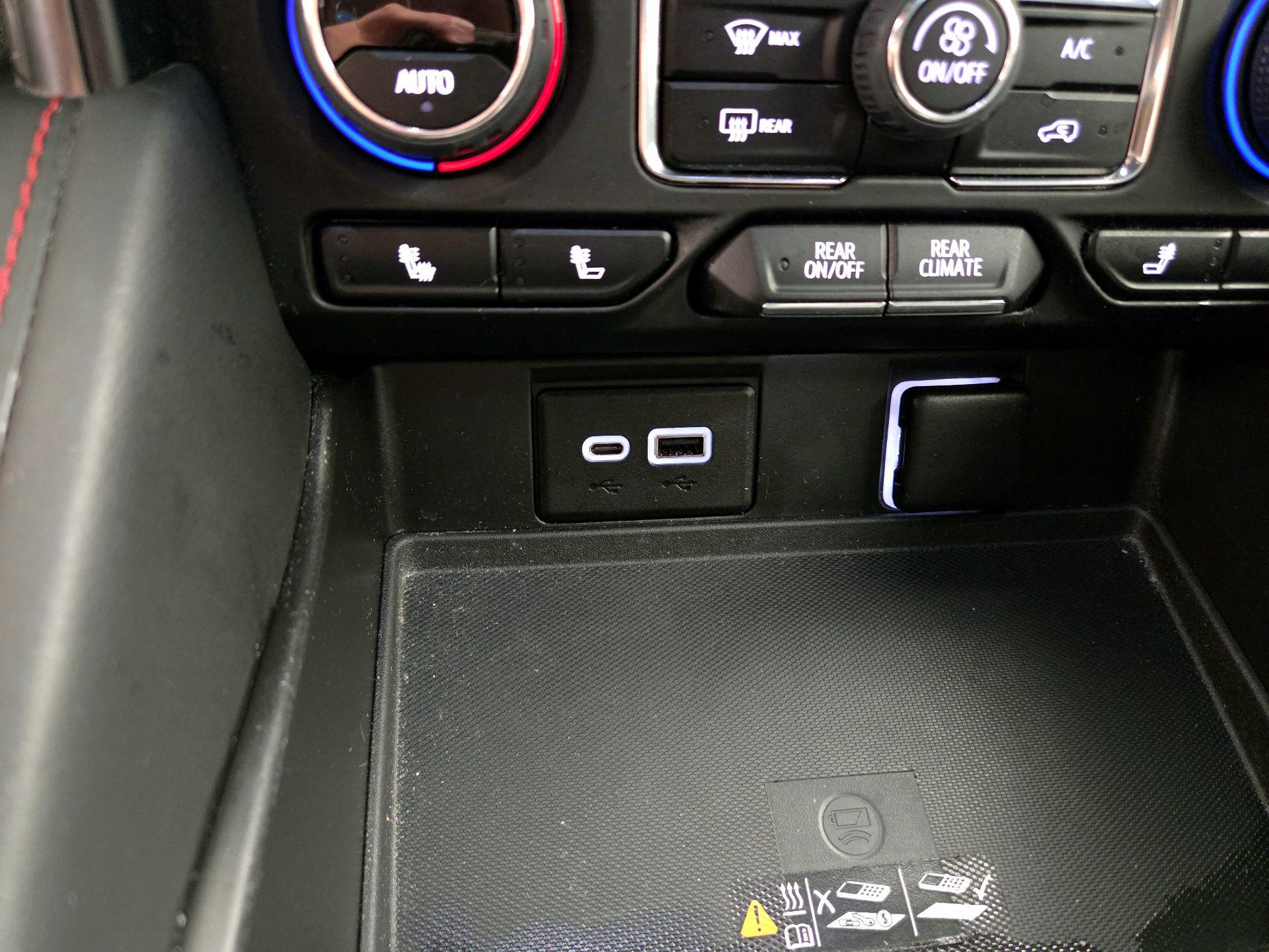 Thumbnail: 2023 Chevrolet Suburban - 19