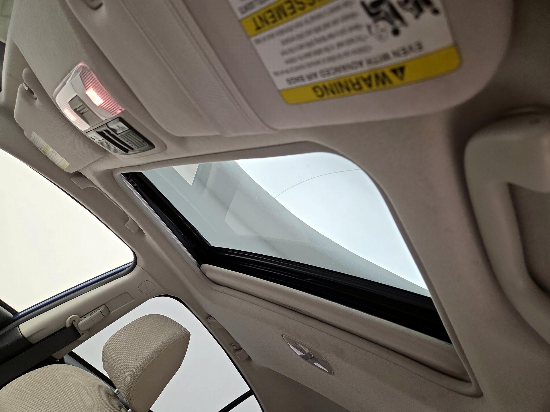 Thumbnail: 2016 Subaru XV Crosstrek - 19