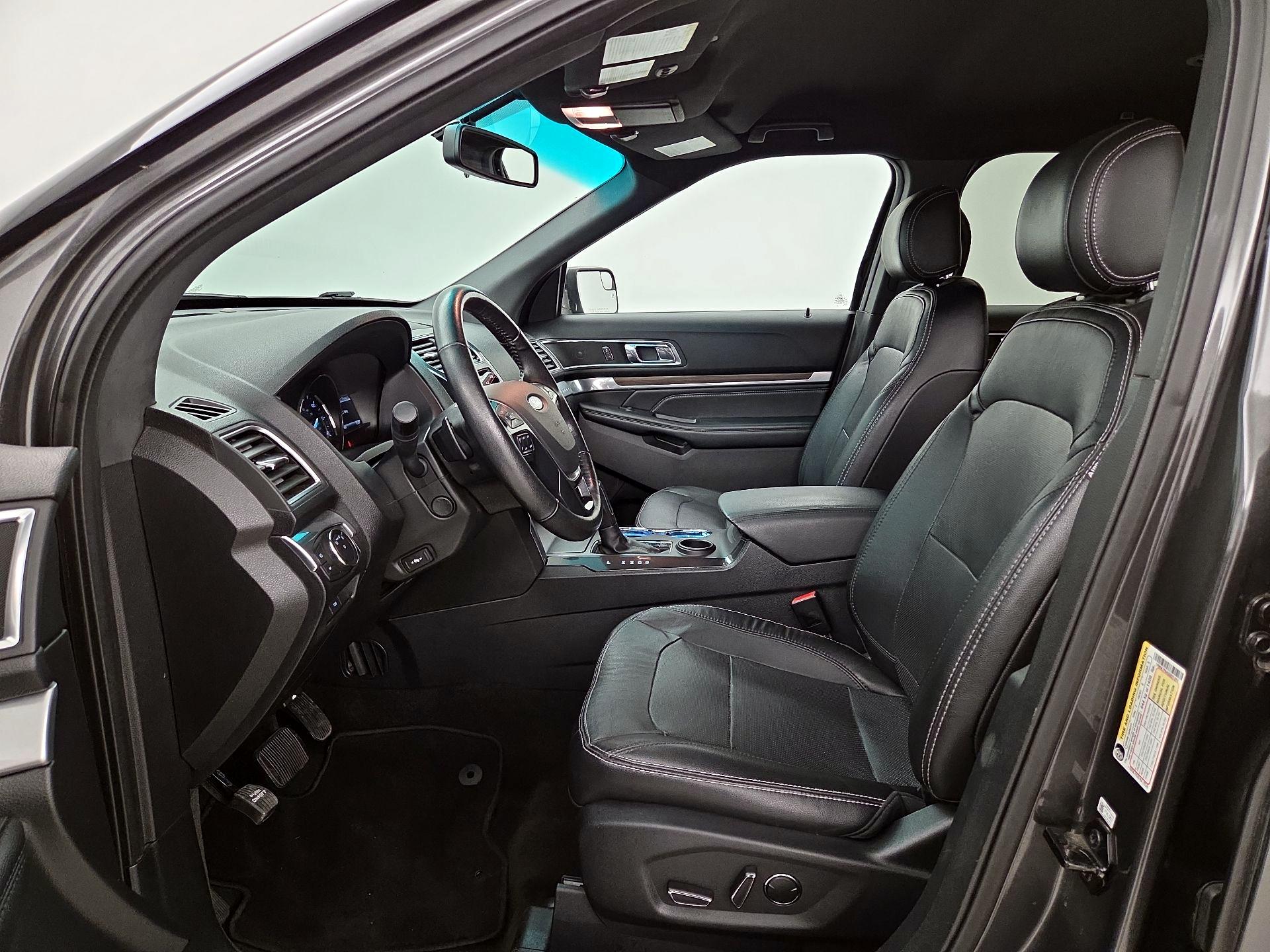 Thumbnail: 2016 Ford Explorer - 11