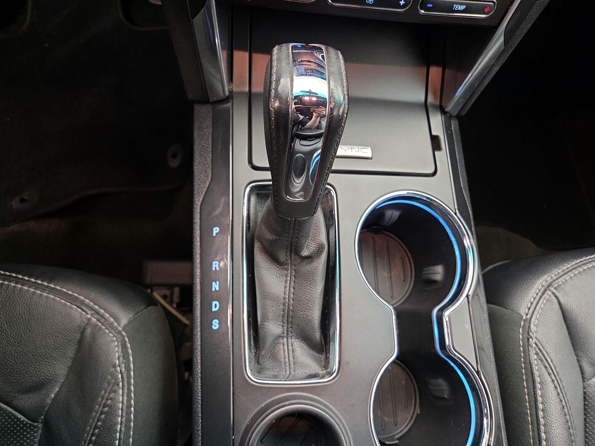 Thumbnail: 2016 Ford Explorer - 17