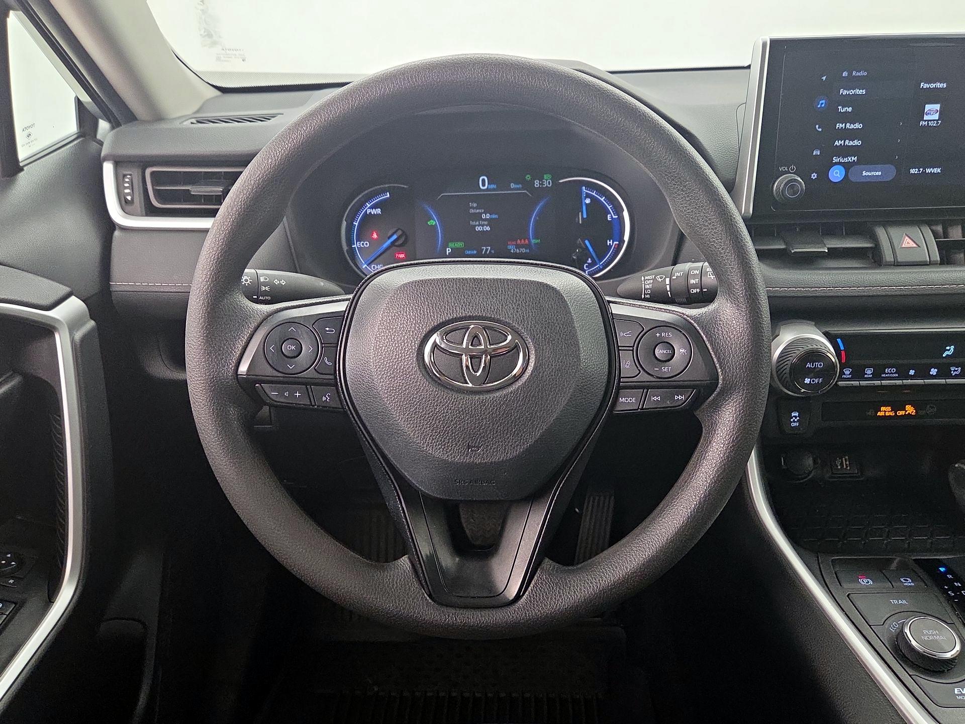 Thumbnail: 2024 Toyota RAV4 - 10