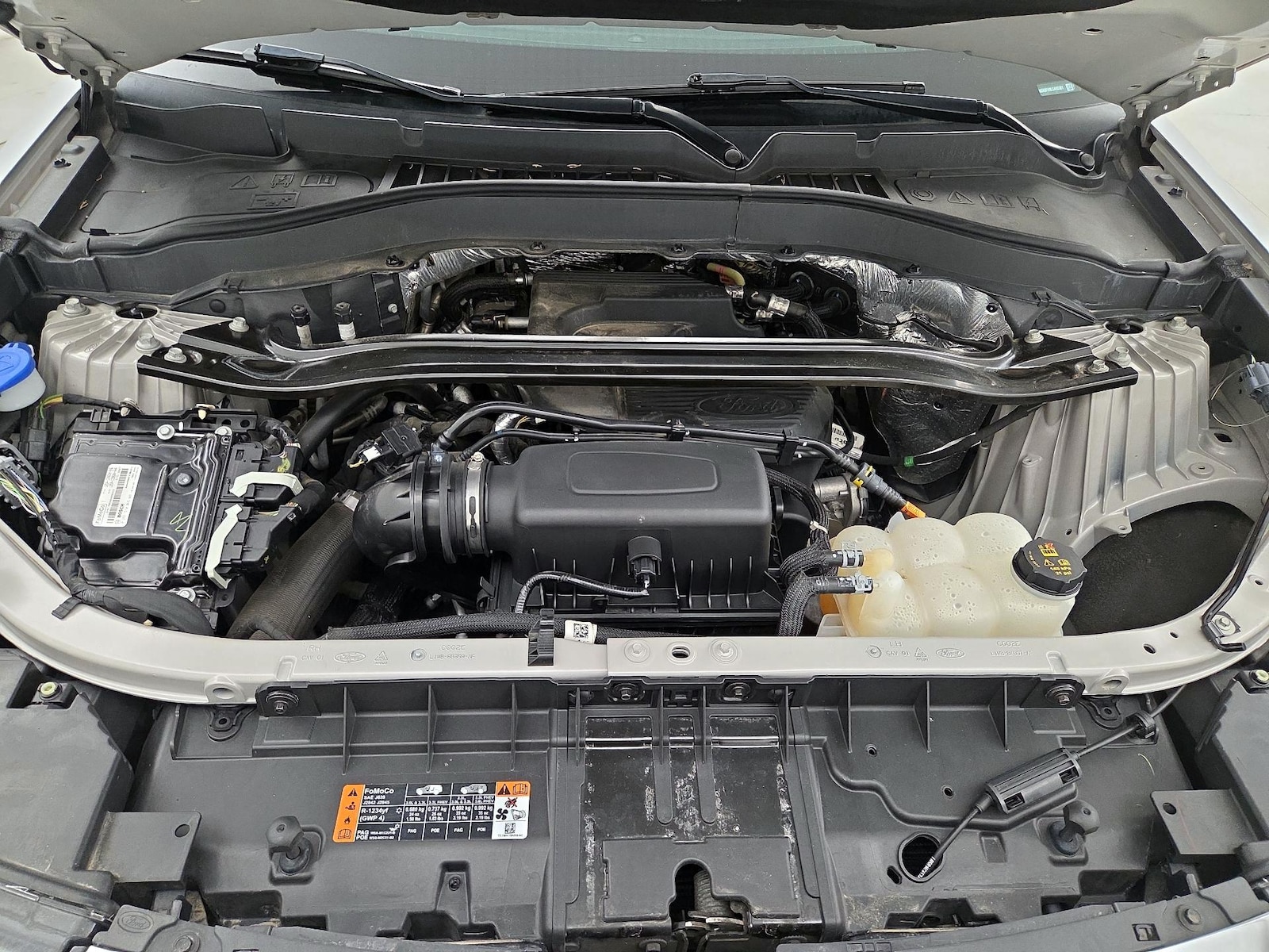 2020 Ford Explorer Limited - Photo 25