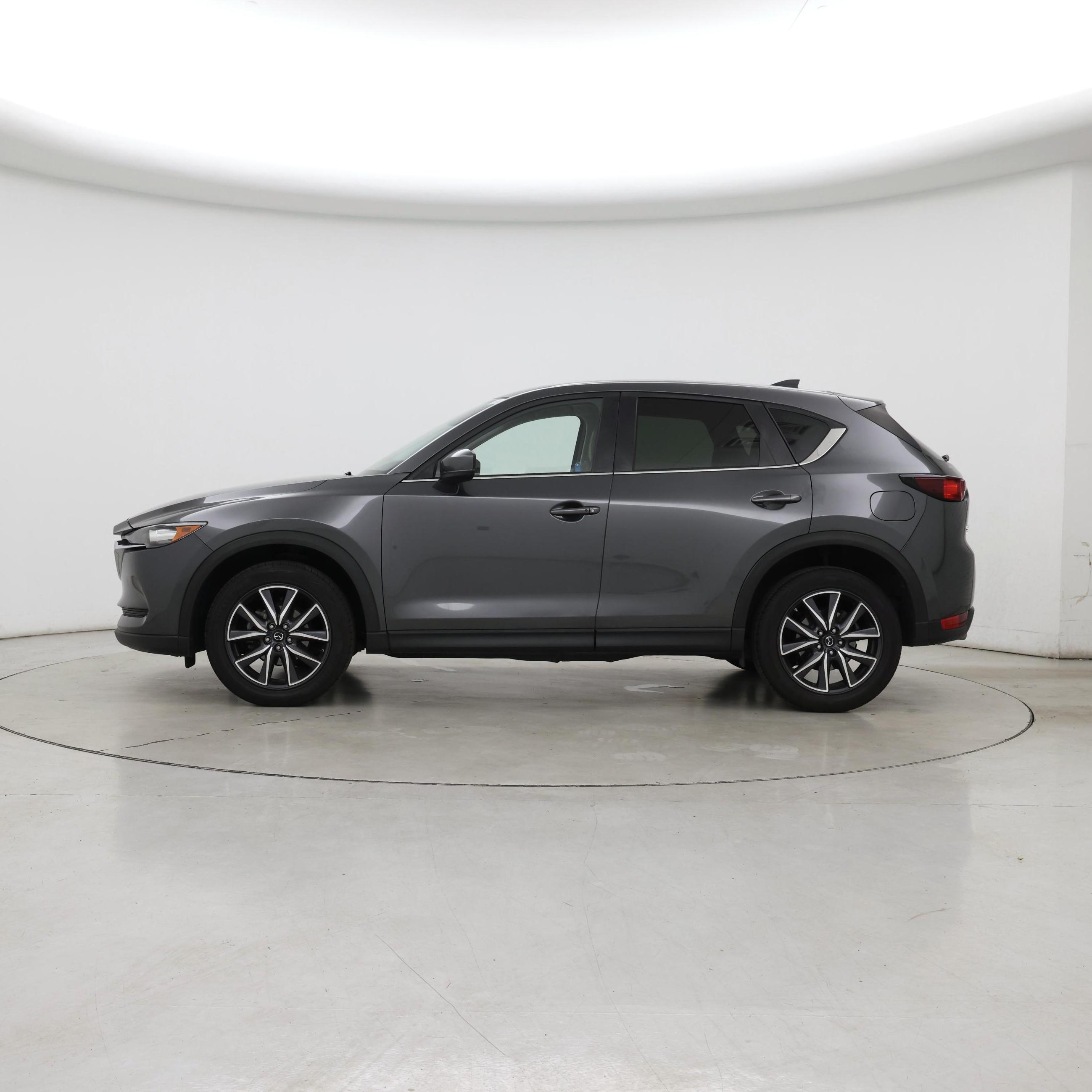 Thumbnail: 2018 Mazda CX-5 - 3