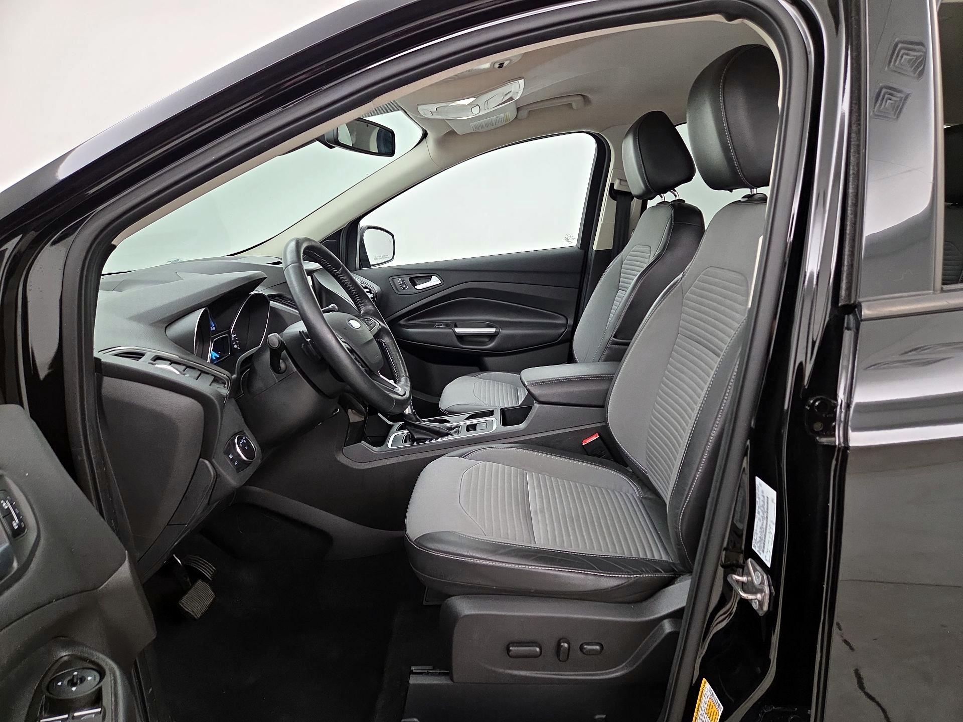 Thumbnail: 2017 Ford Escape - 11