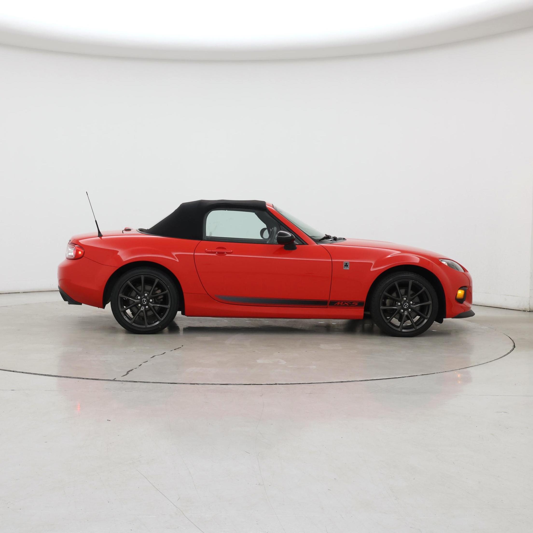 Thumbnail: 2015 Mazda MX-5 Miata - 7