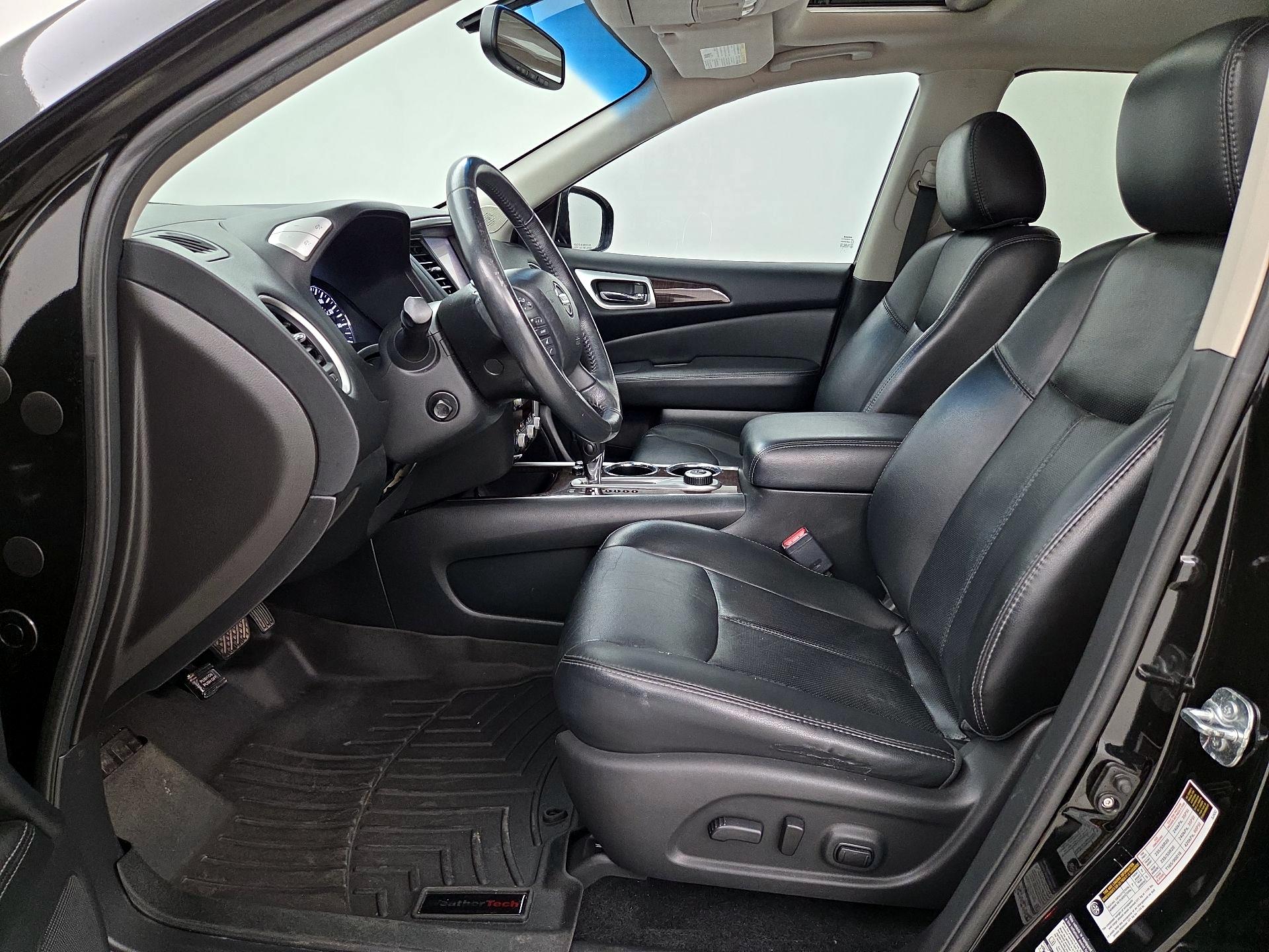 Thumbnail: 2015 Nissan Pathfinder - 11