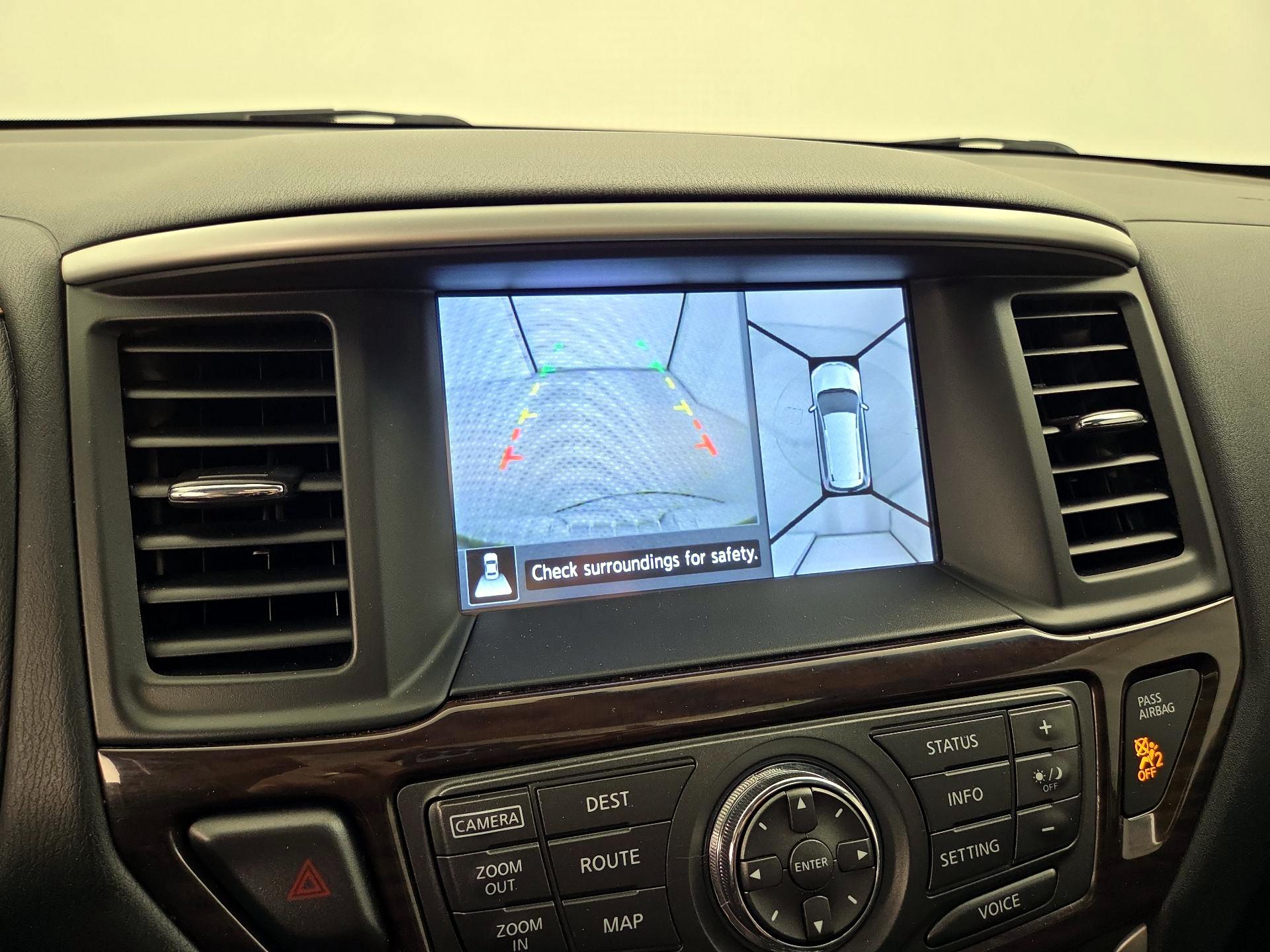 Thumbnail: 2015 Nissan Pathfinder - 15