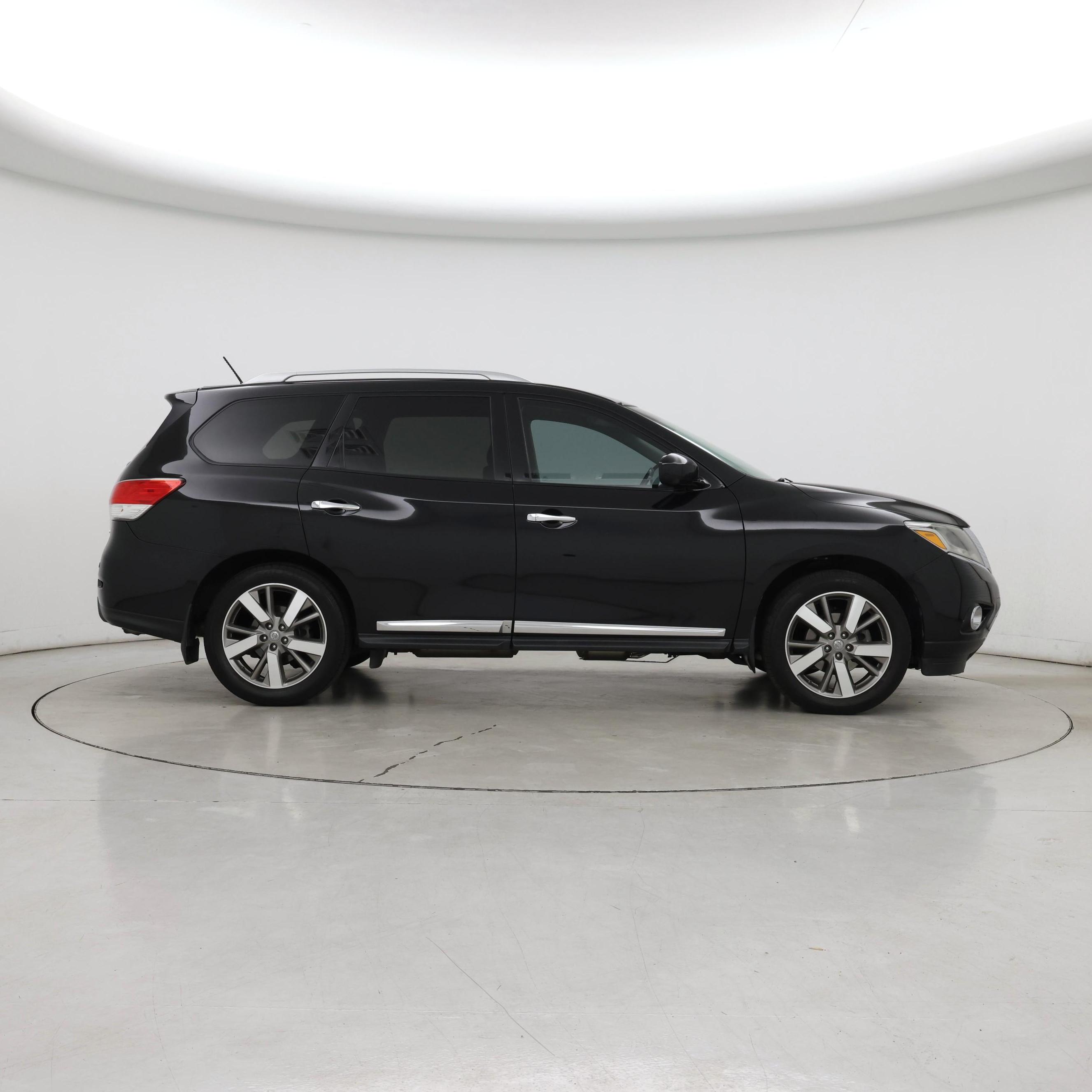 Thumbnail: 2015 Nissan Pathfinder - 7