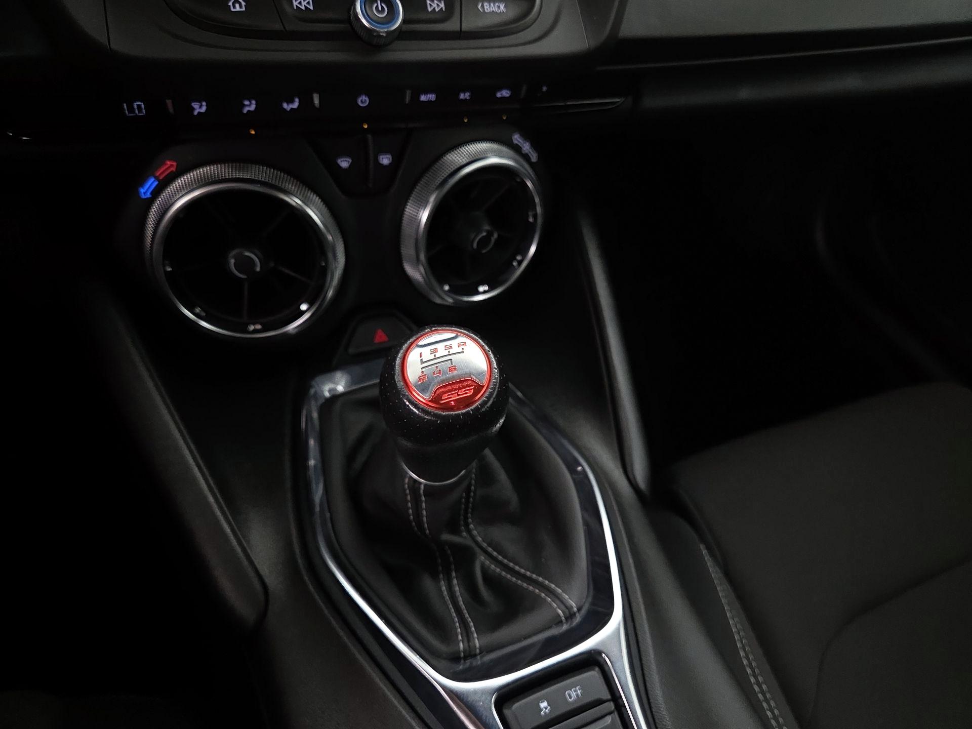 Thumbnail: 2021 Chevrolet Camaro - 17