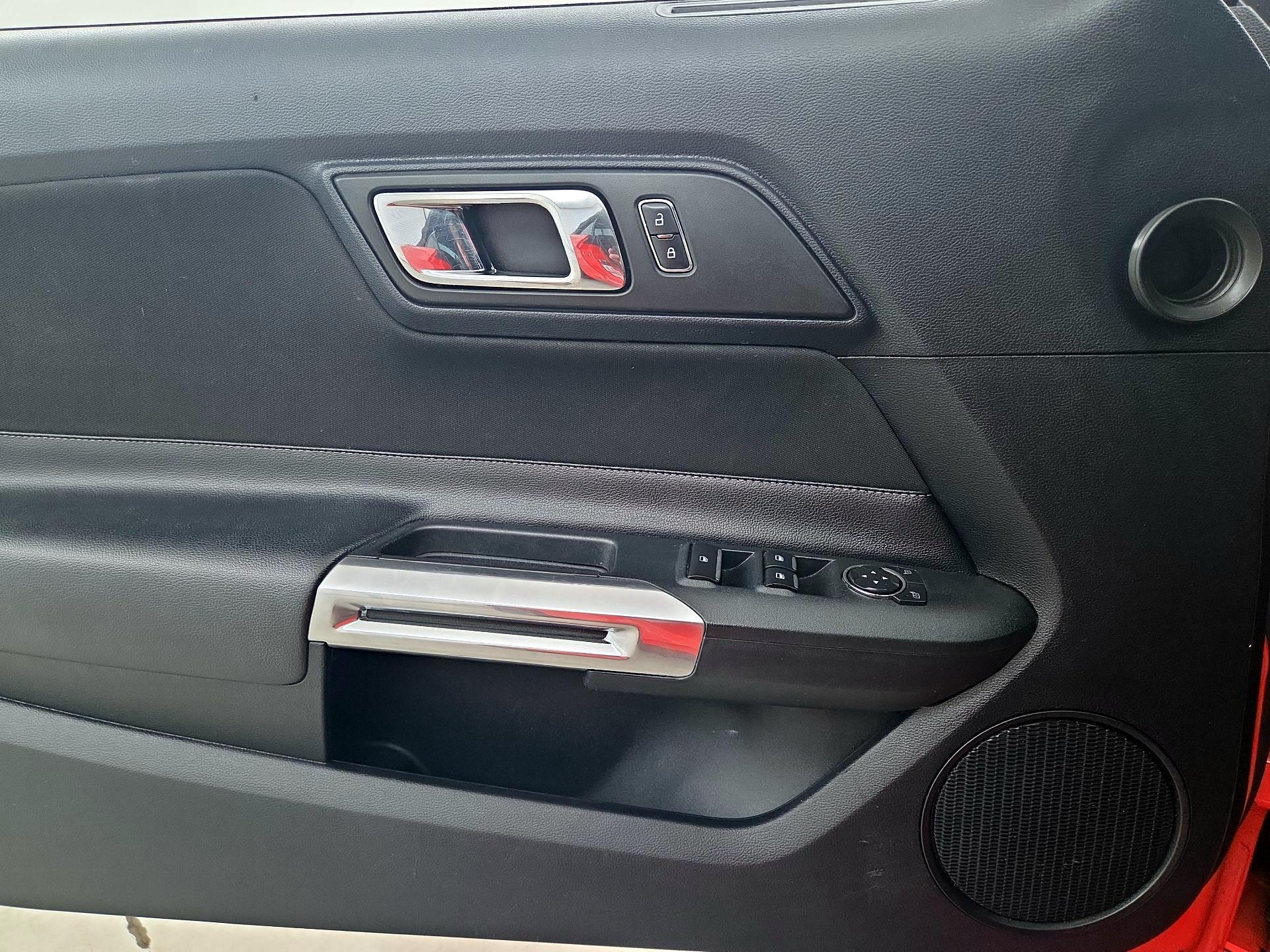 Thumbnail: 2015 Ford Mustang - 12