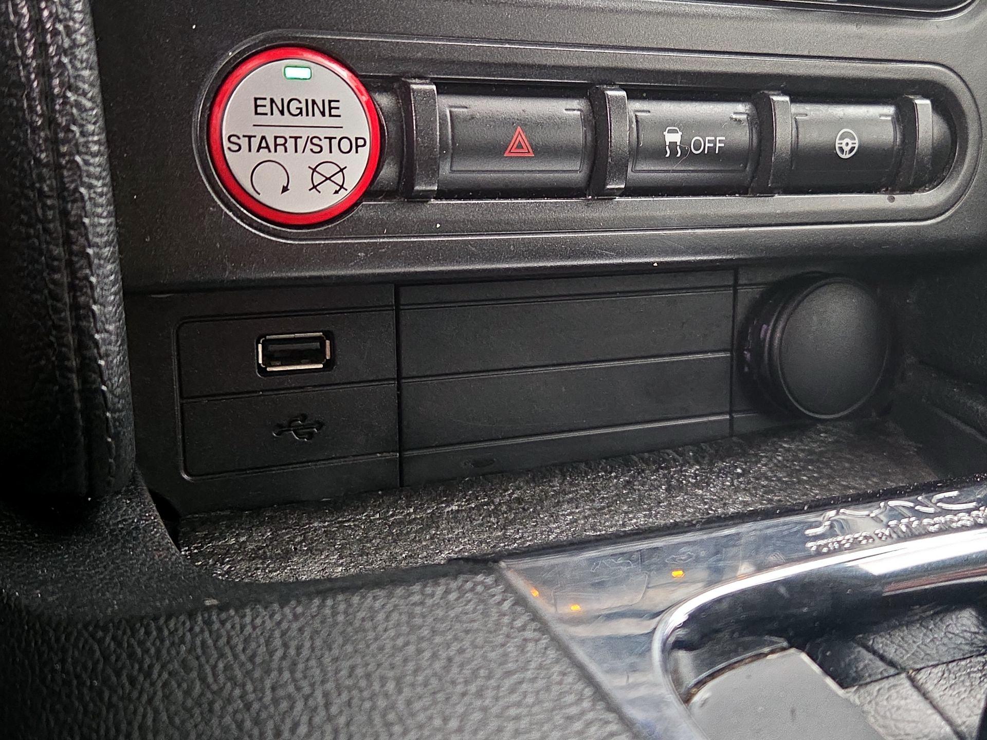 Thumbnail: 2015 Ford Mustang - 18