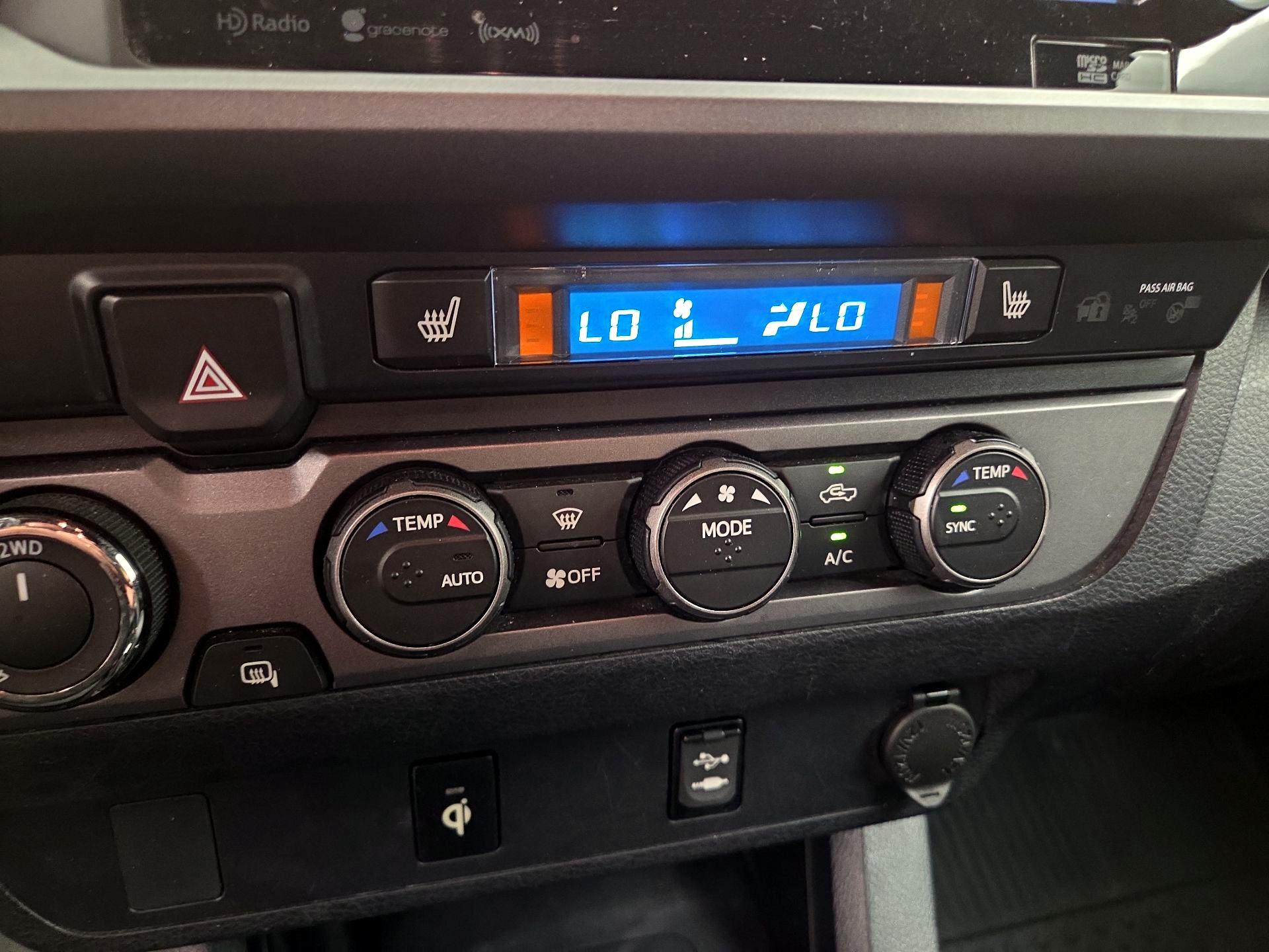 Thumbnail: 2019 Toyota Tacoma - 16