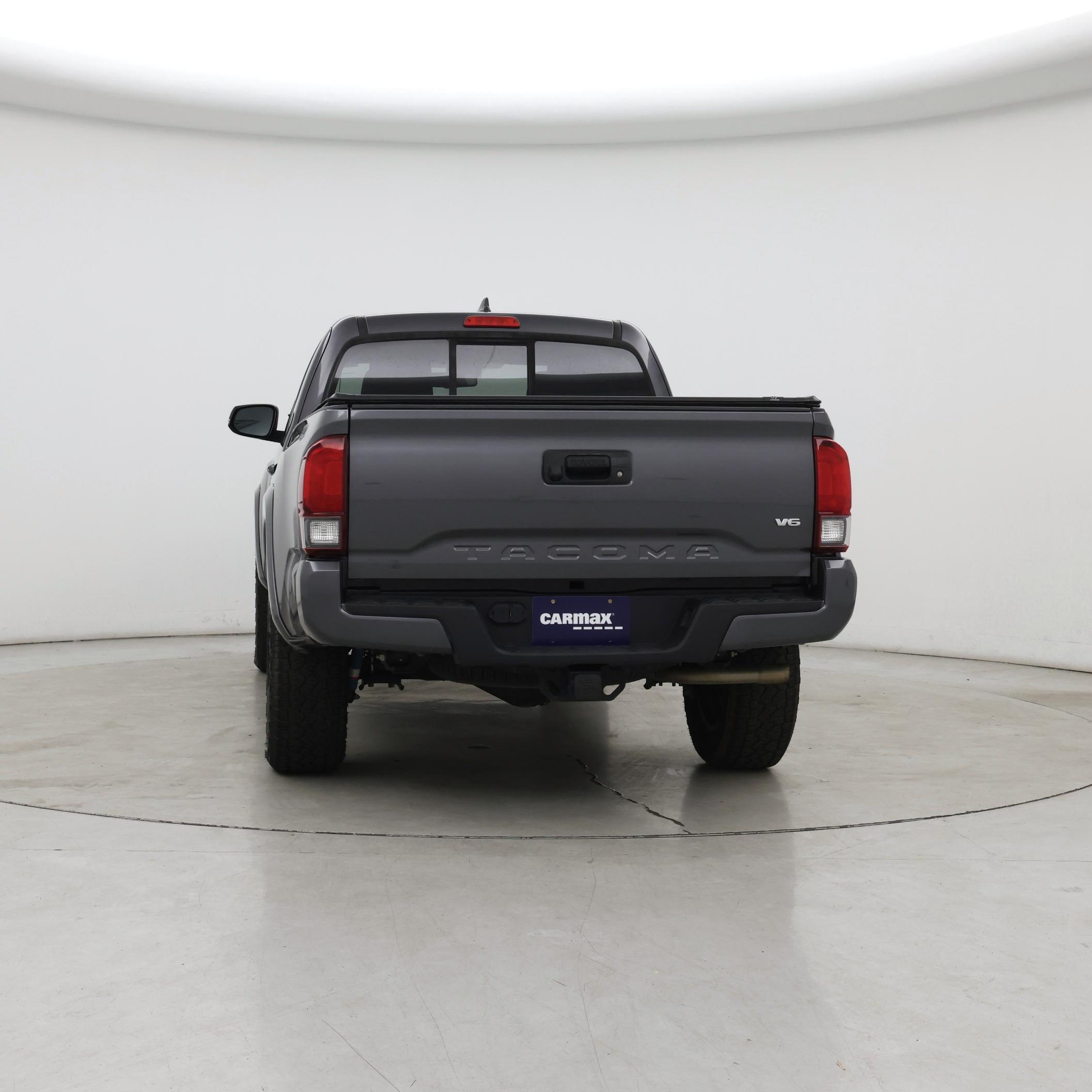 Thumbnail: 2019 Toyota Tacoma - 6